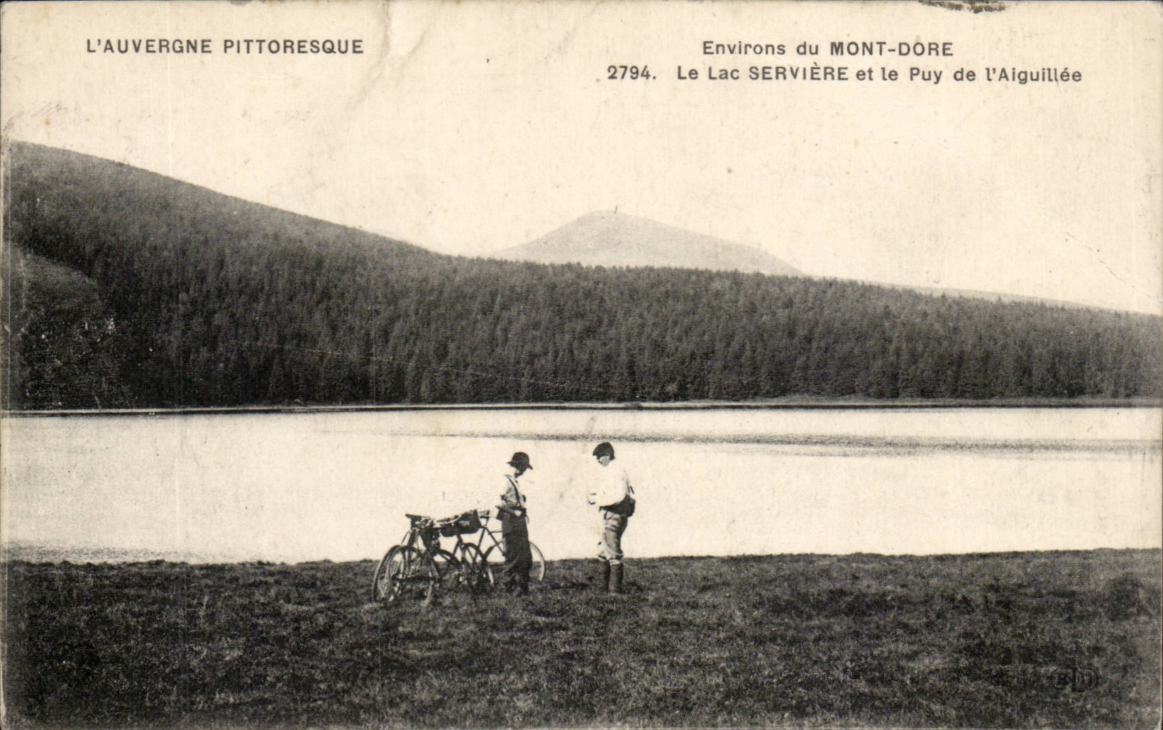 Auvergne CPA Environs of the Mount Gilds the mow Serviere and the puy the Acicular one