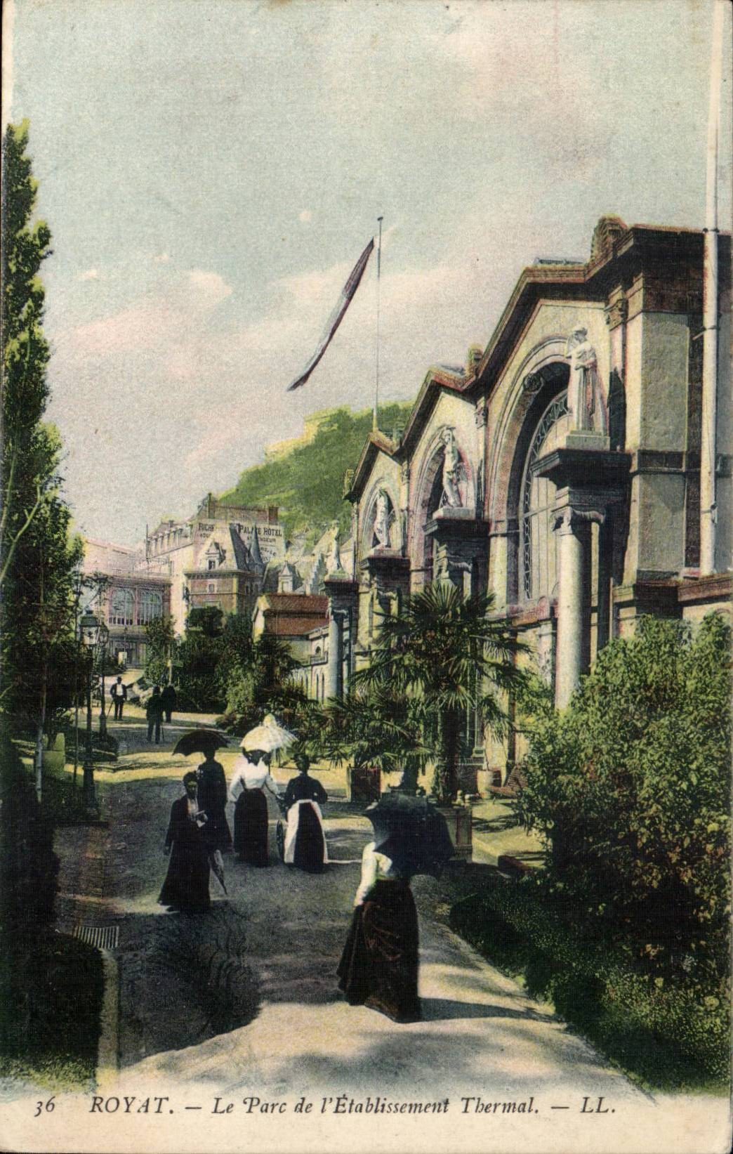 Royat - the Park of the Hydropathic establishment - CPA
