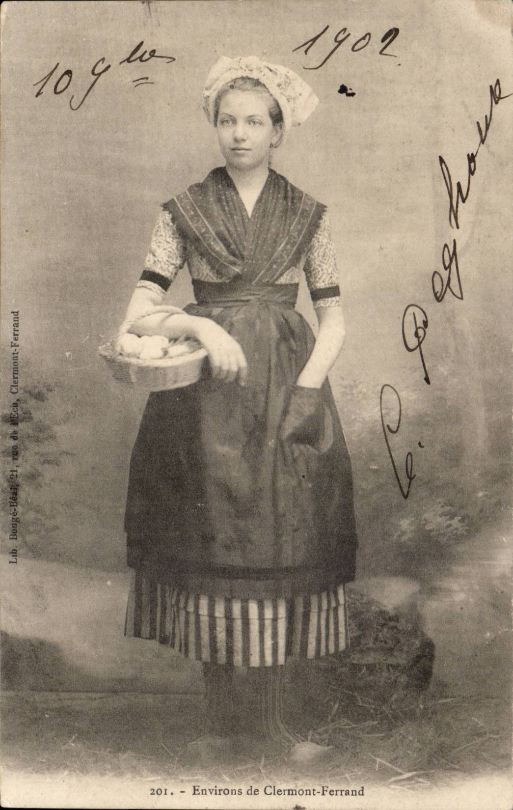 Clermont Ferrand - Surroundings of Clermont Ferrand - local Costume - woman imagination - CPA