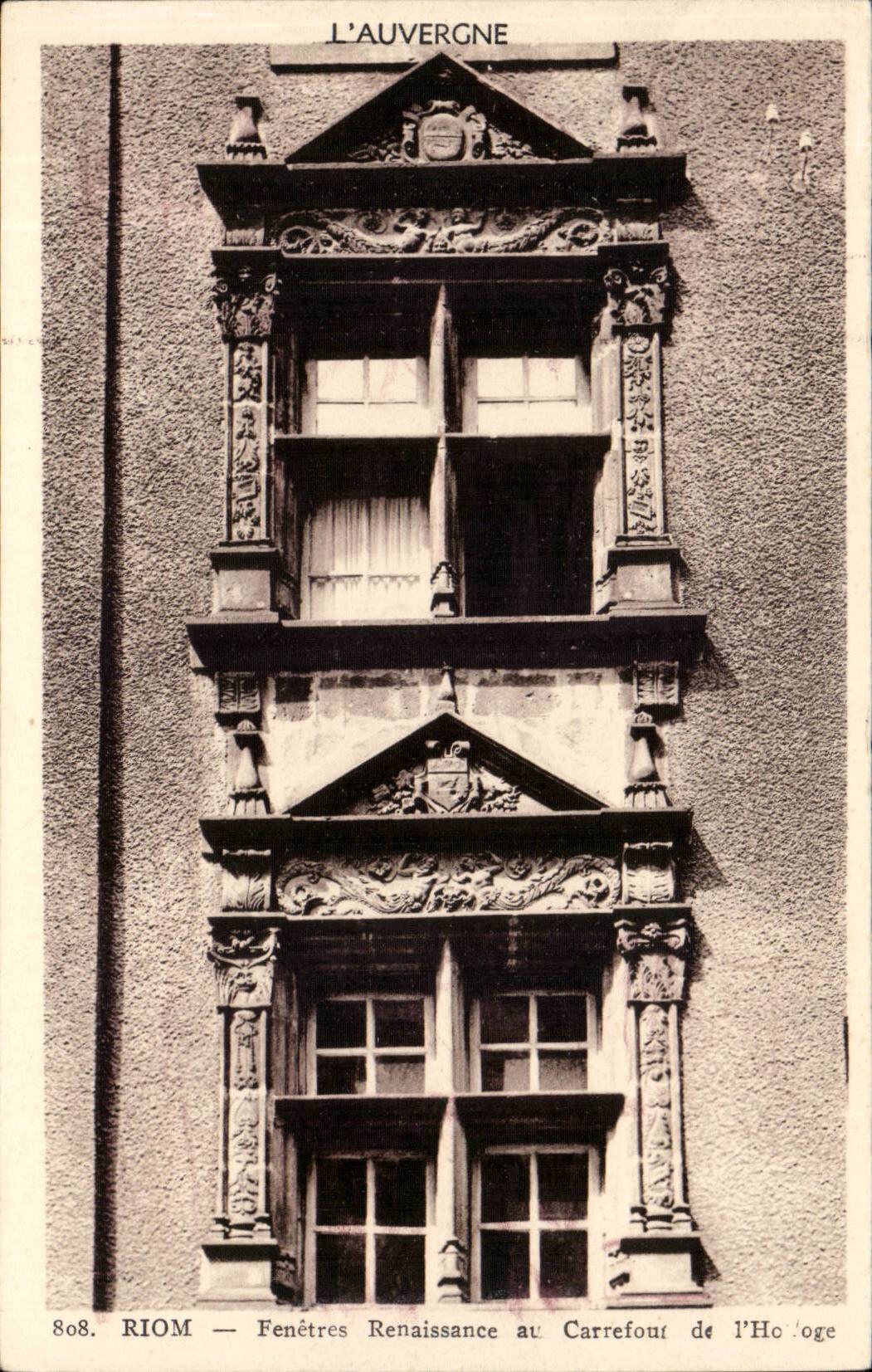 Riom - Fenetres Renaissance au Carrefour de l'Horloge - CPA