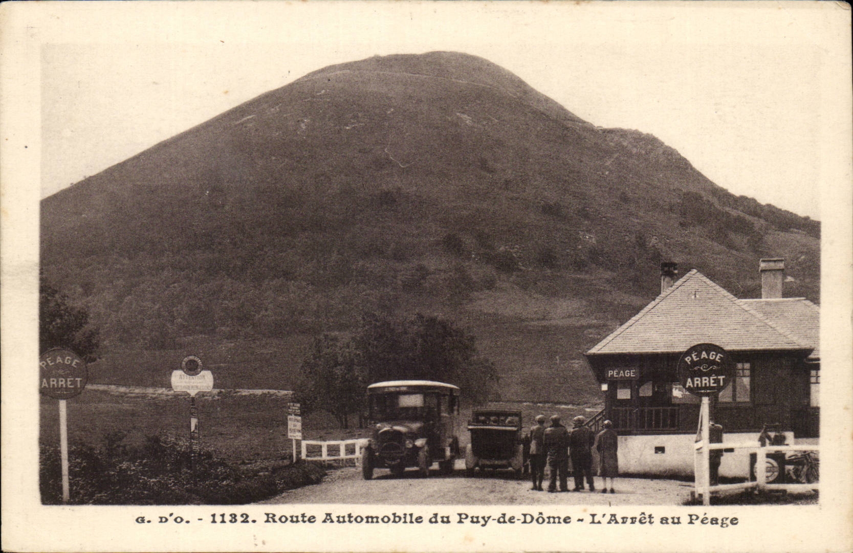 Automobile CPA Road of Puy de Dome the stop of toll