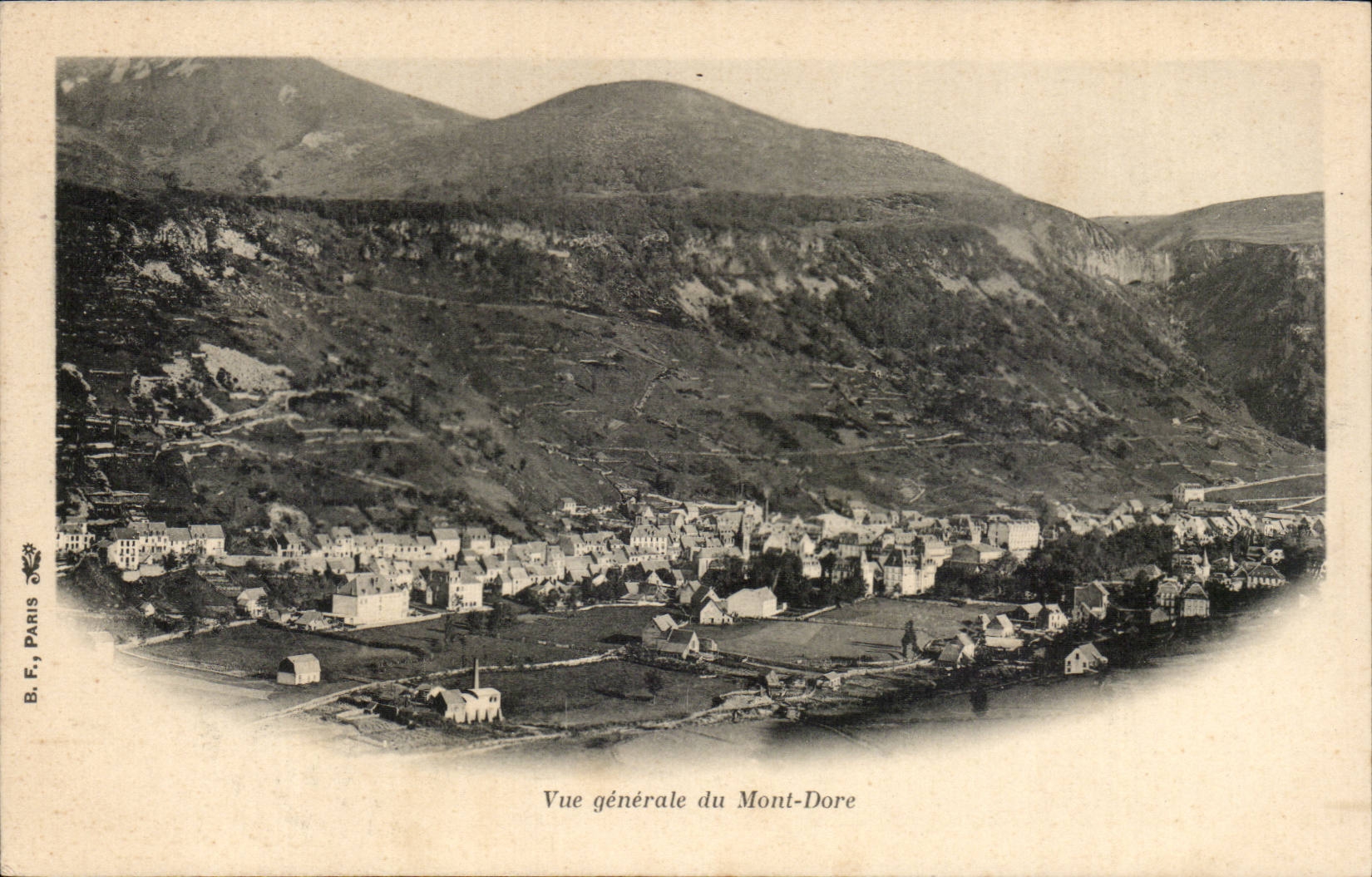 Auvergne CPA View of the Mount Gilds