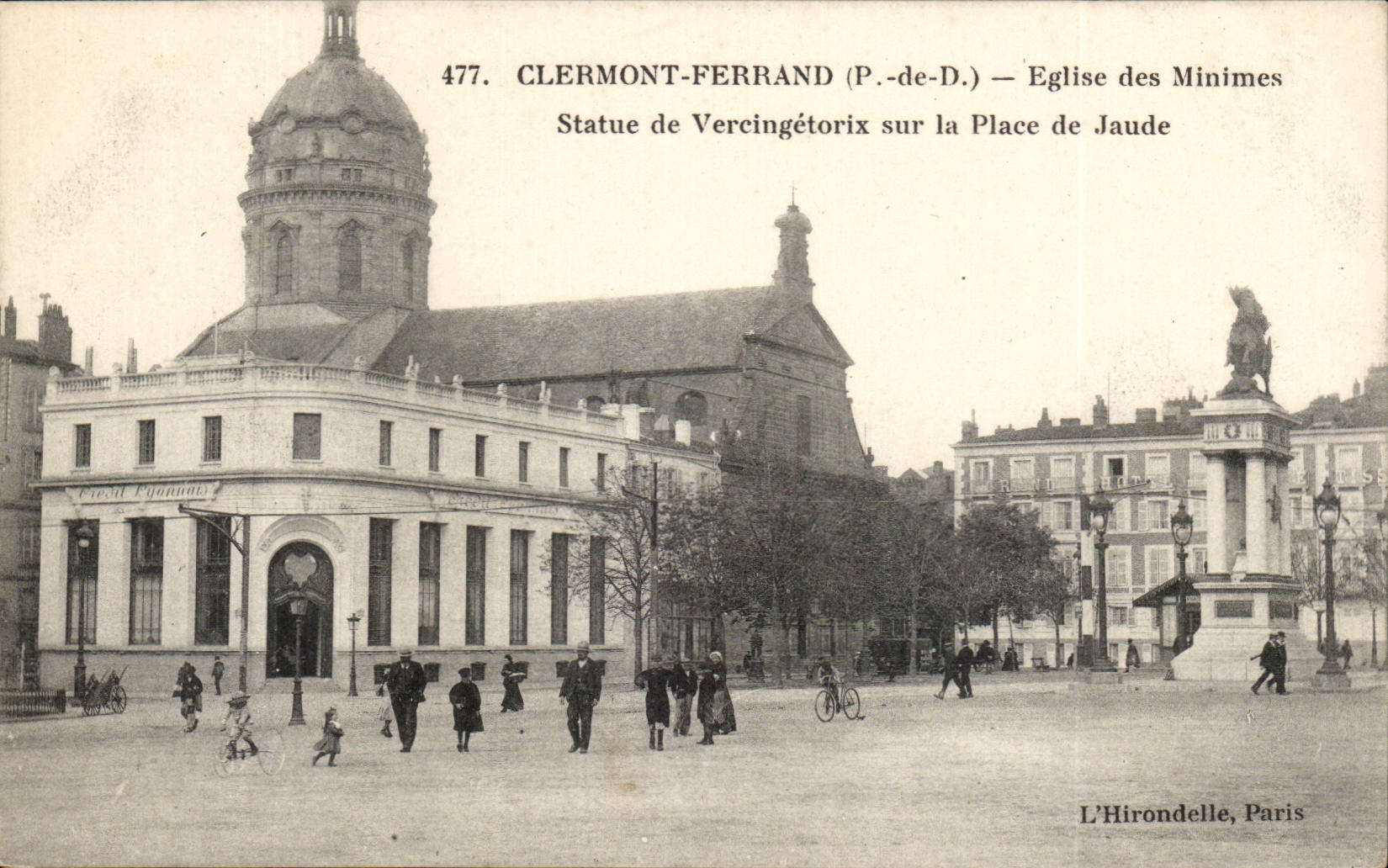 Clermont Ferrand - Church of the Tiny ones - Statue of Vereingetorix on the place of Jaude - CPA