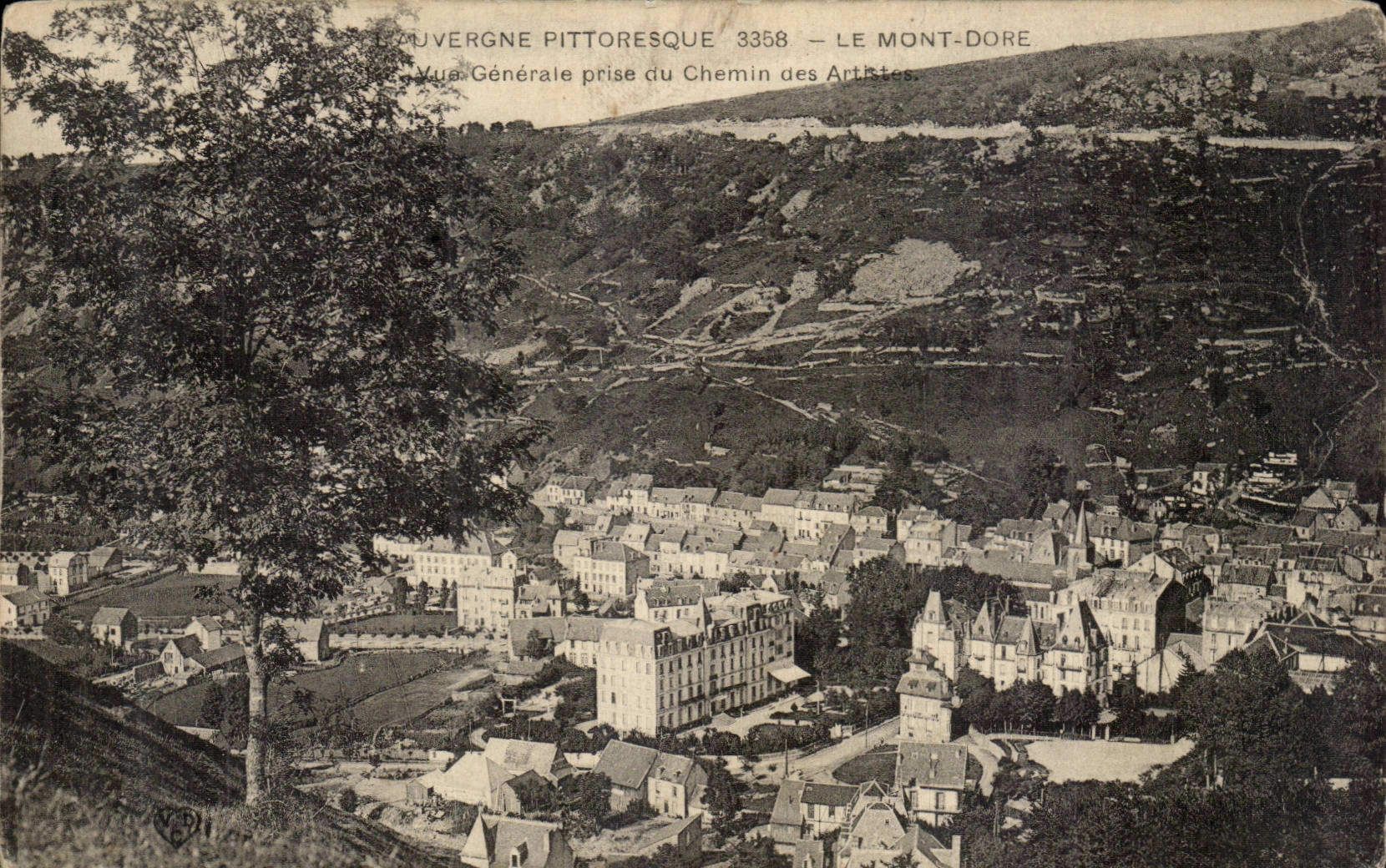 The Mount Gilds - View taken Way of the Artists - CPA