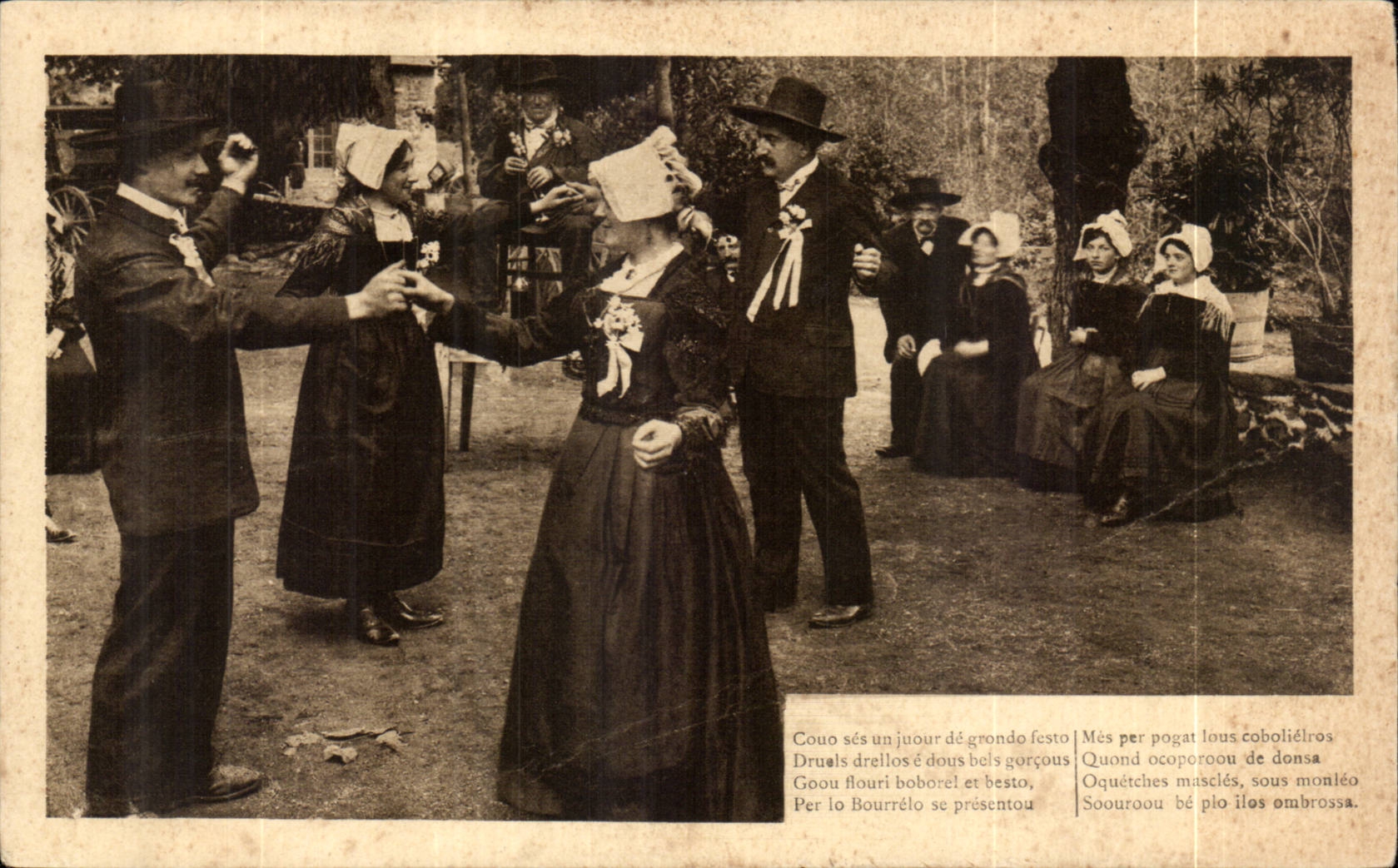 In Auvergne - The bourree - Dance - music - CPA