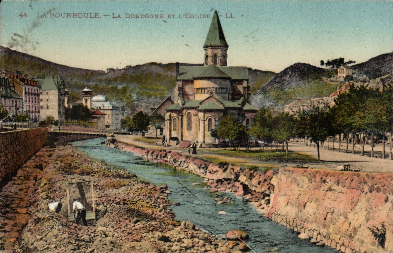 Bourboule - the Dordogne and the Church - CPA