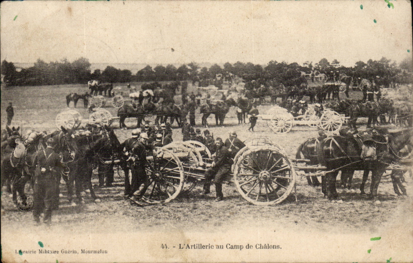 Chalon sur Saone CPA Artillerie au camp