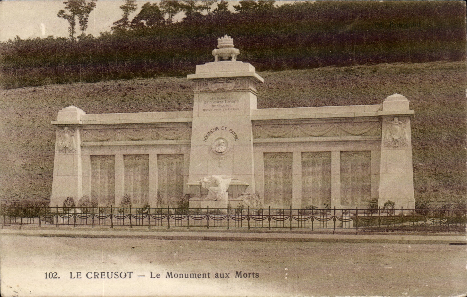Creusot CPA the war memorial