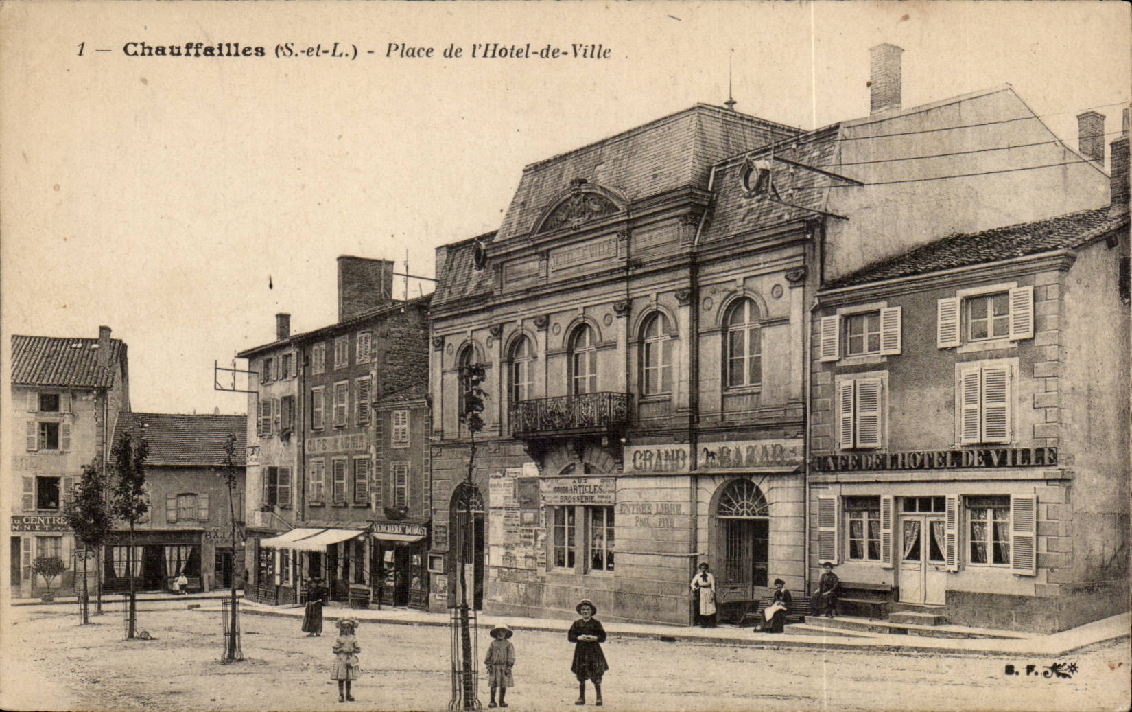 CPA Chauffailles Places town hall