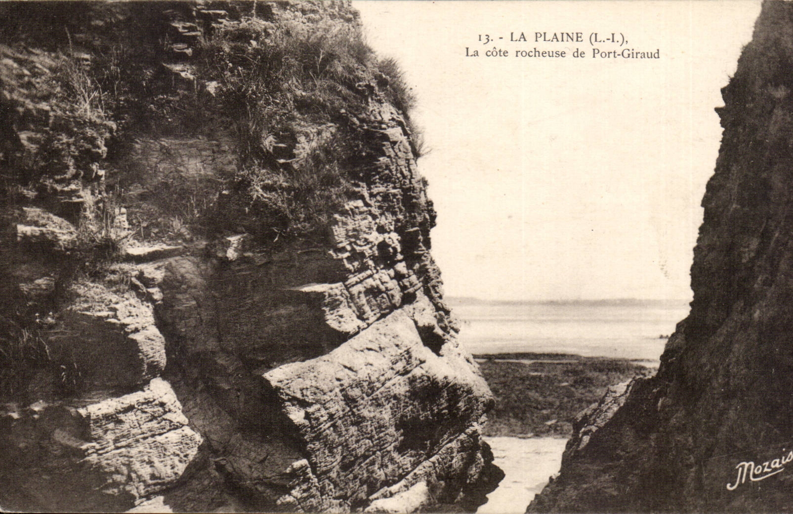 Normales CPA das Felsenmass des Giraud Hafens