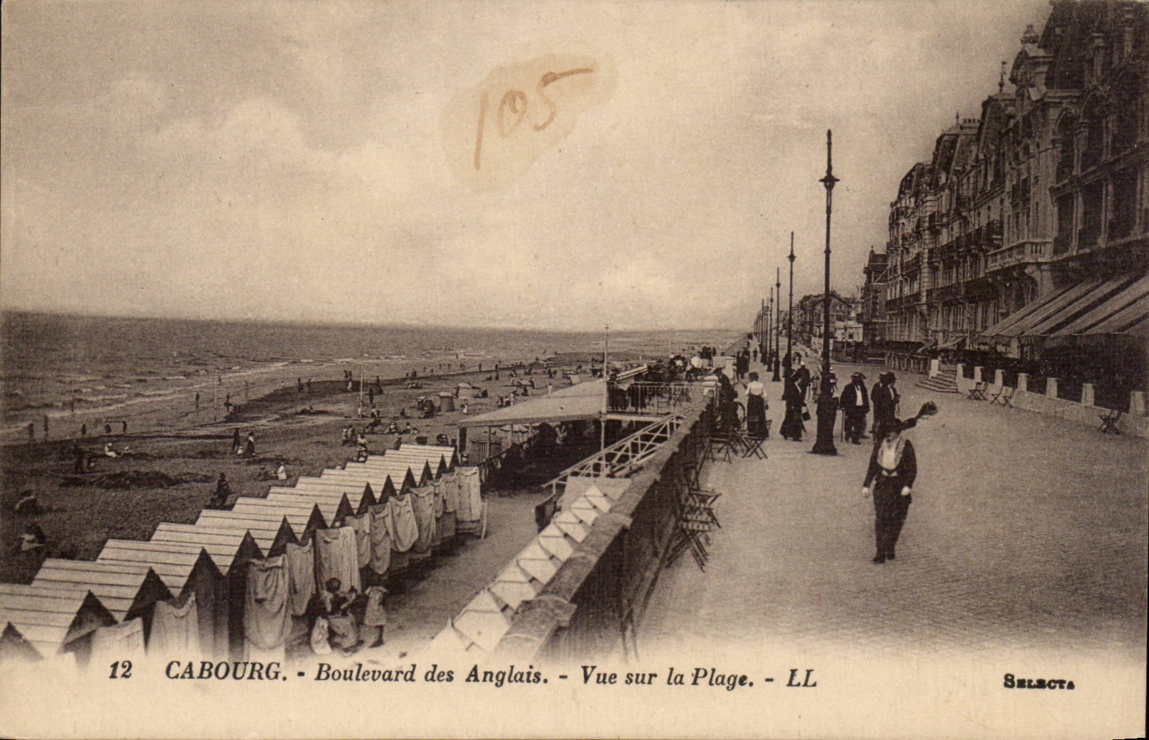 CPA Cabourg Prachtstrasse von Englisch gesehen auf den Strand