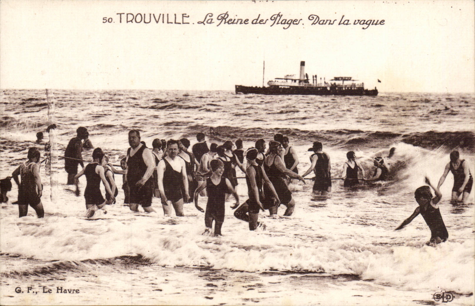 Trouville - the Queen of the Beaches - vague - Steamer - Steamer - CPA