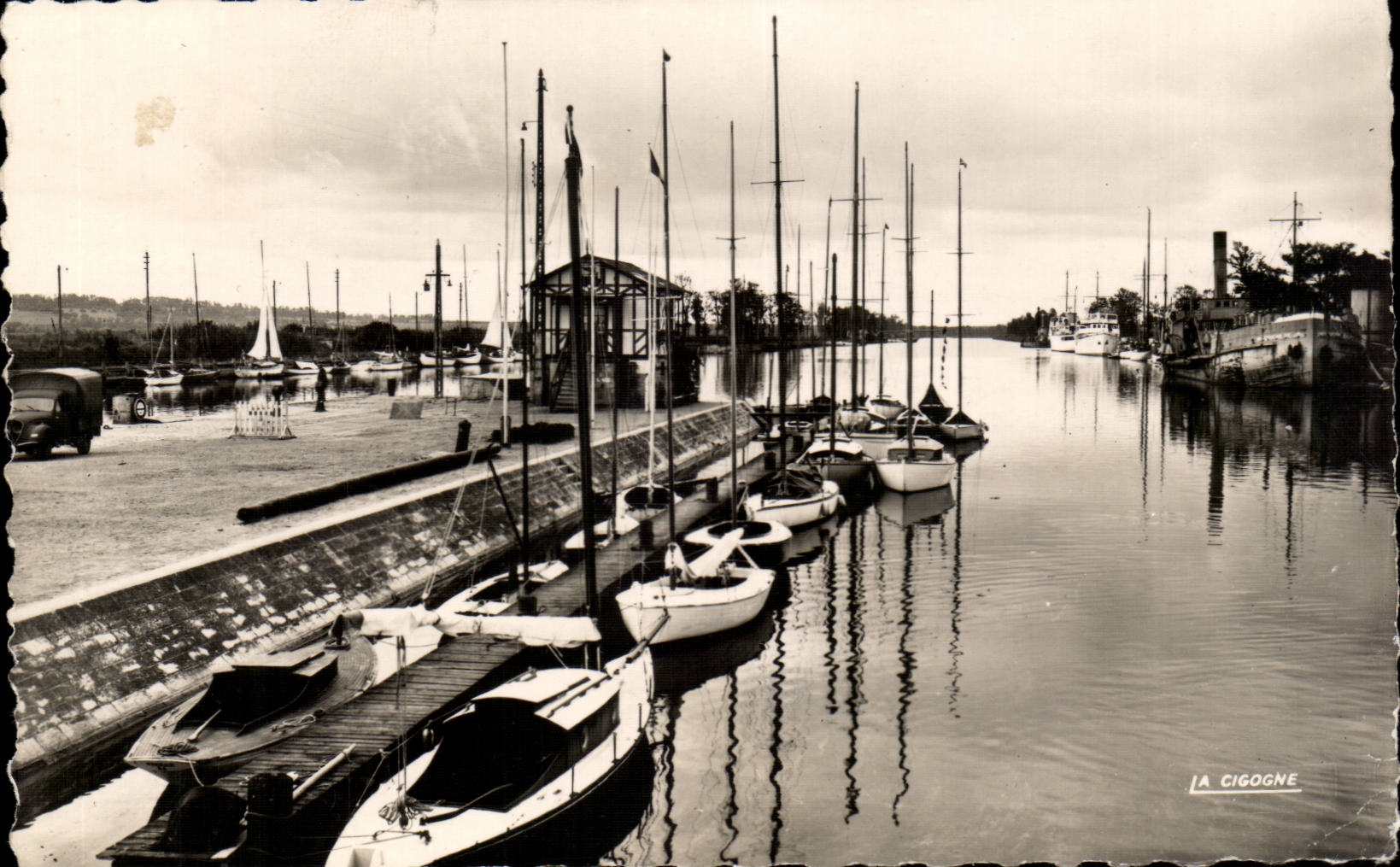 Ouistreham Riva blokte MODERNE KARTE der Hafen