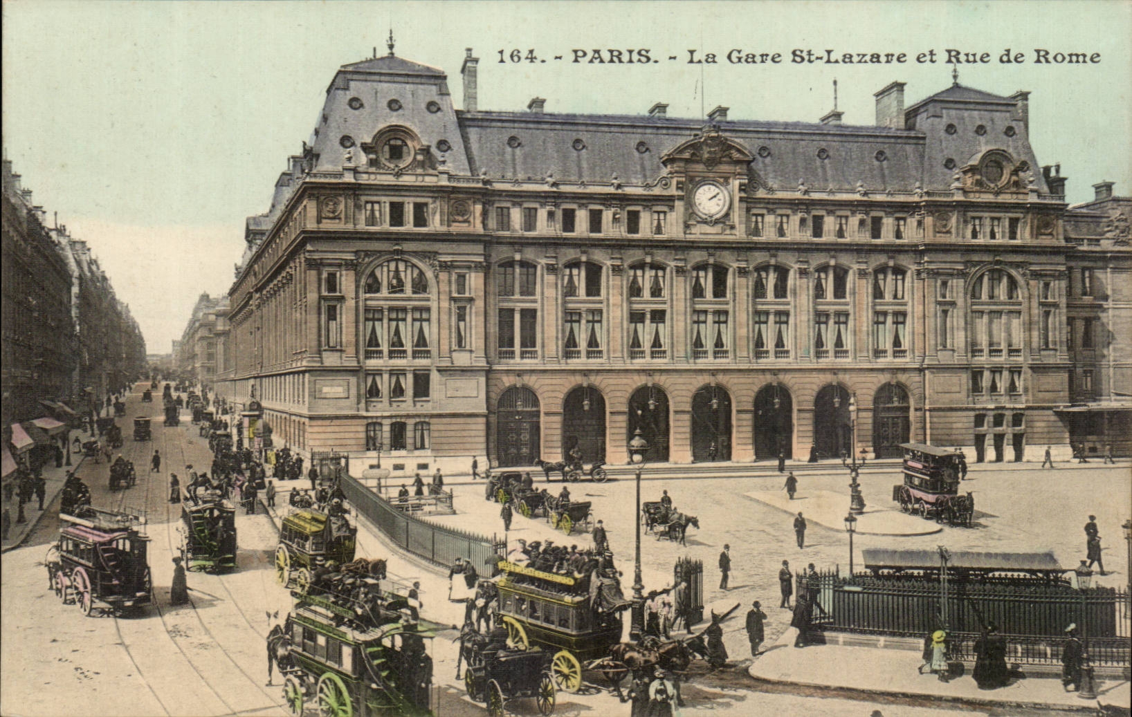 Paris CPA La gare de Saint Lazare et rue de Rome