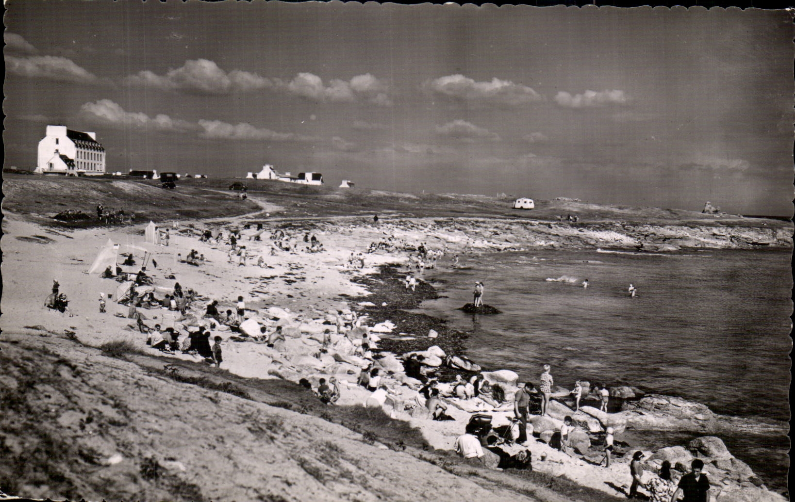 Lesconil MODERN CARD the beach of the hotel of the dunes