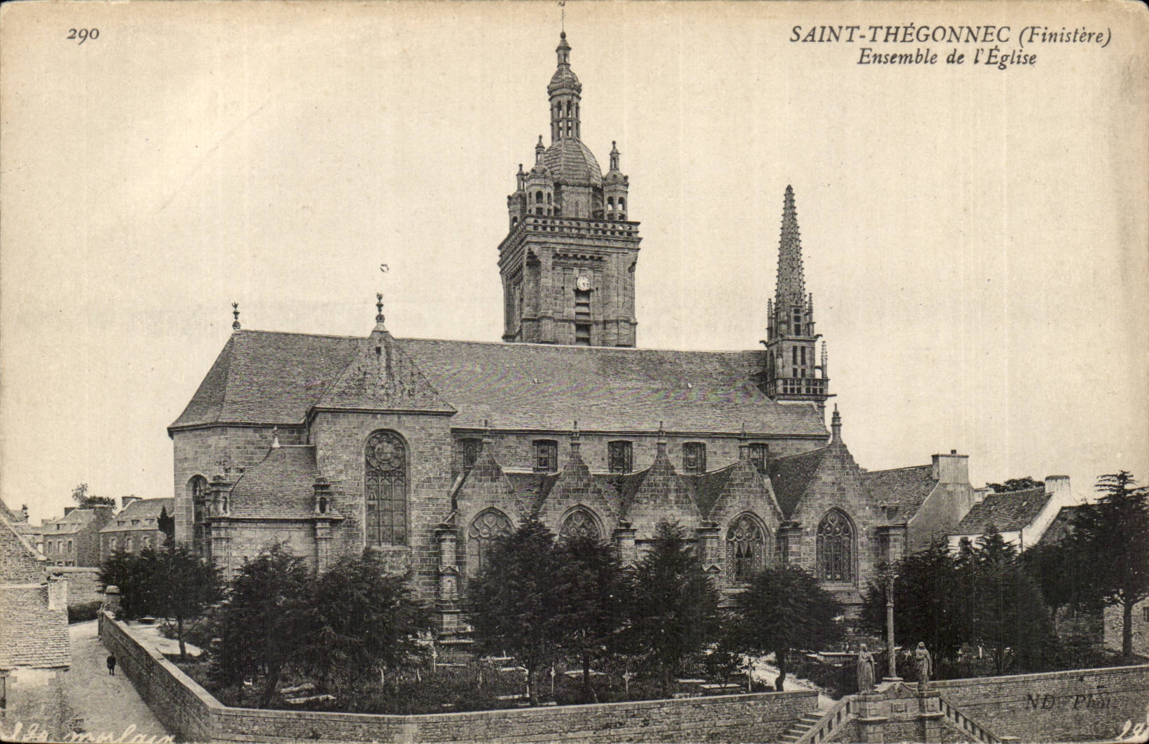 Saint Thegonnec CPA Ensemble de l'eglise