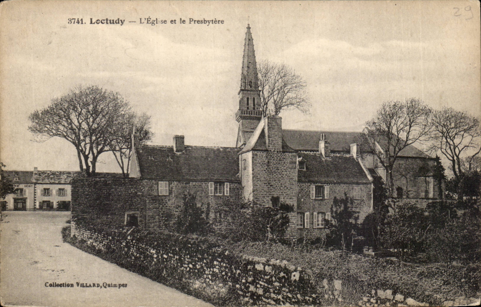 Loctudy CPA the church and the presbytery
