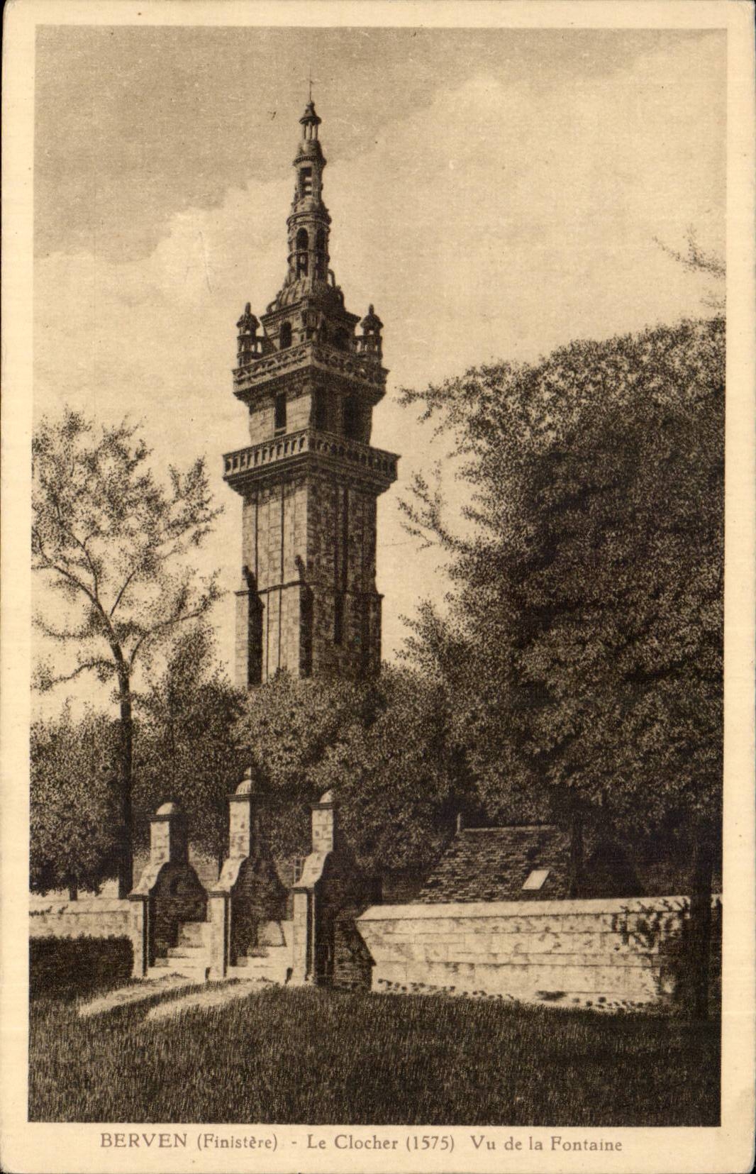 Berven CPA the bell-tower seen of the fountain