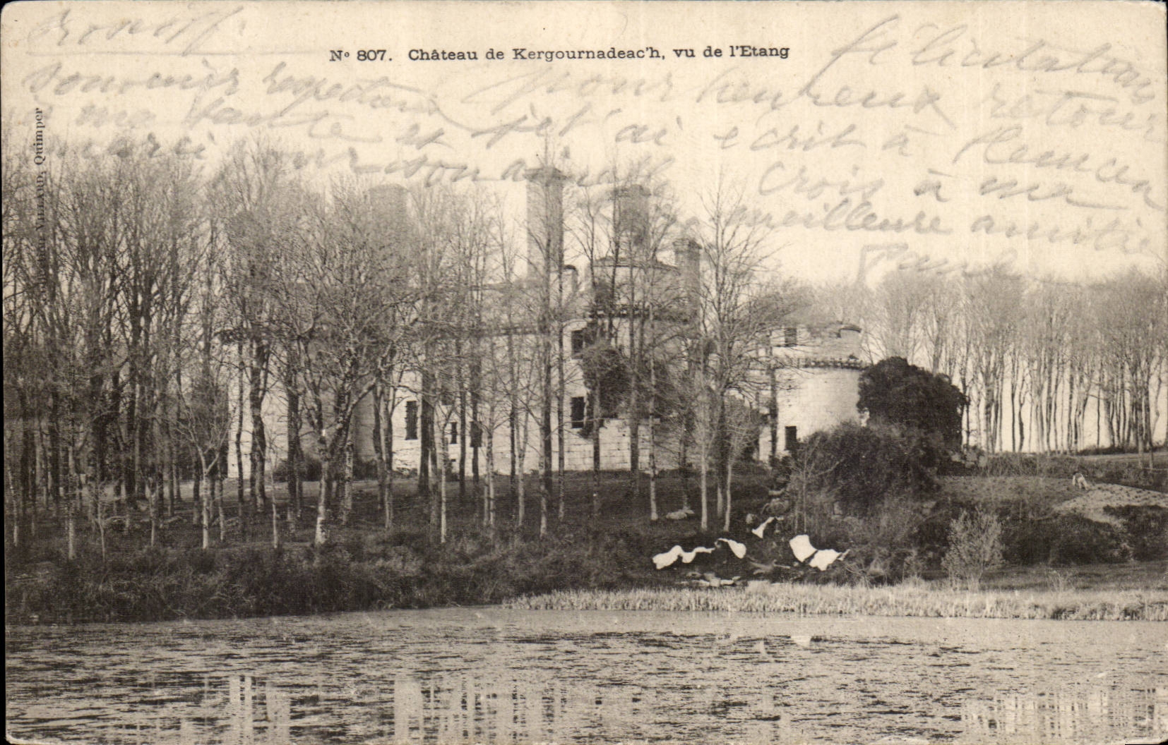 CPA Castle of Kergournadeach seen of the pond