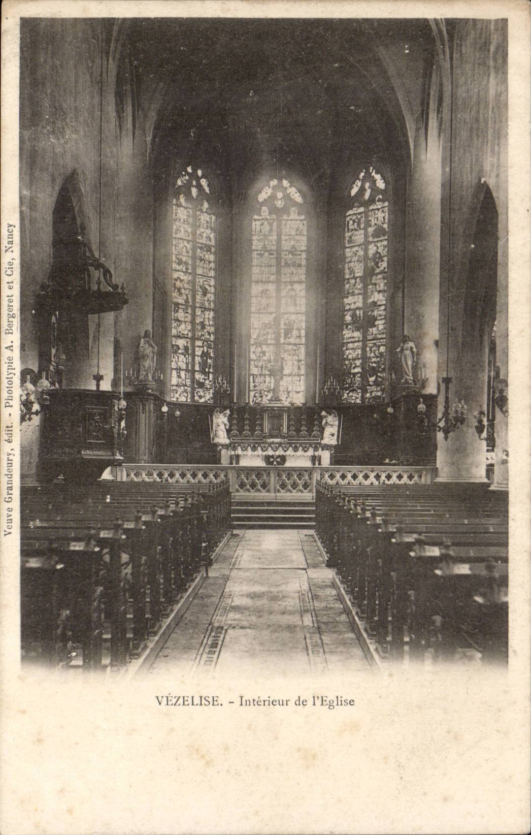 Interior Vezelise CPA of the church