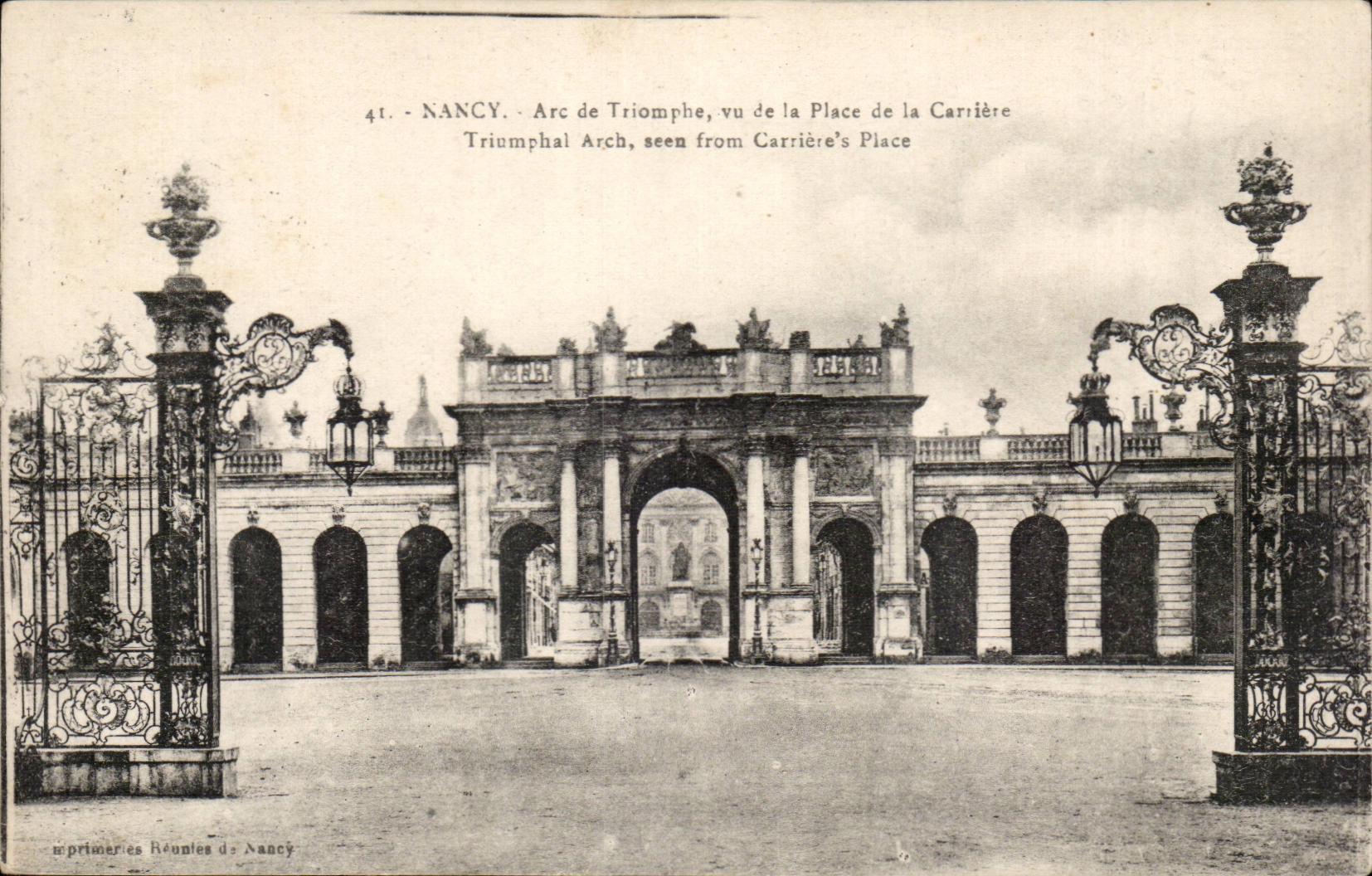 Nancy CPA Arc de triomphe vu de la place de la Carriere