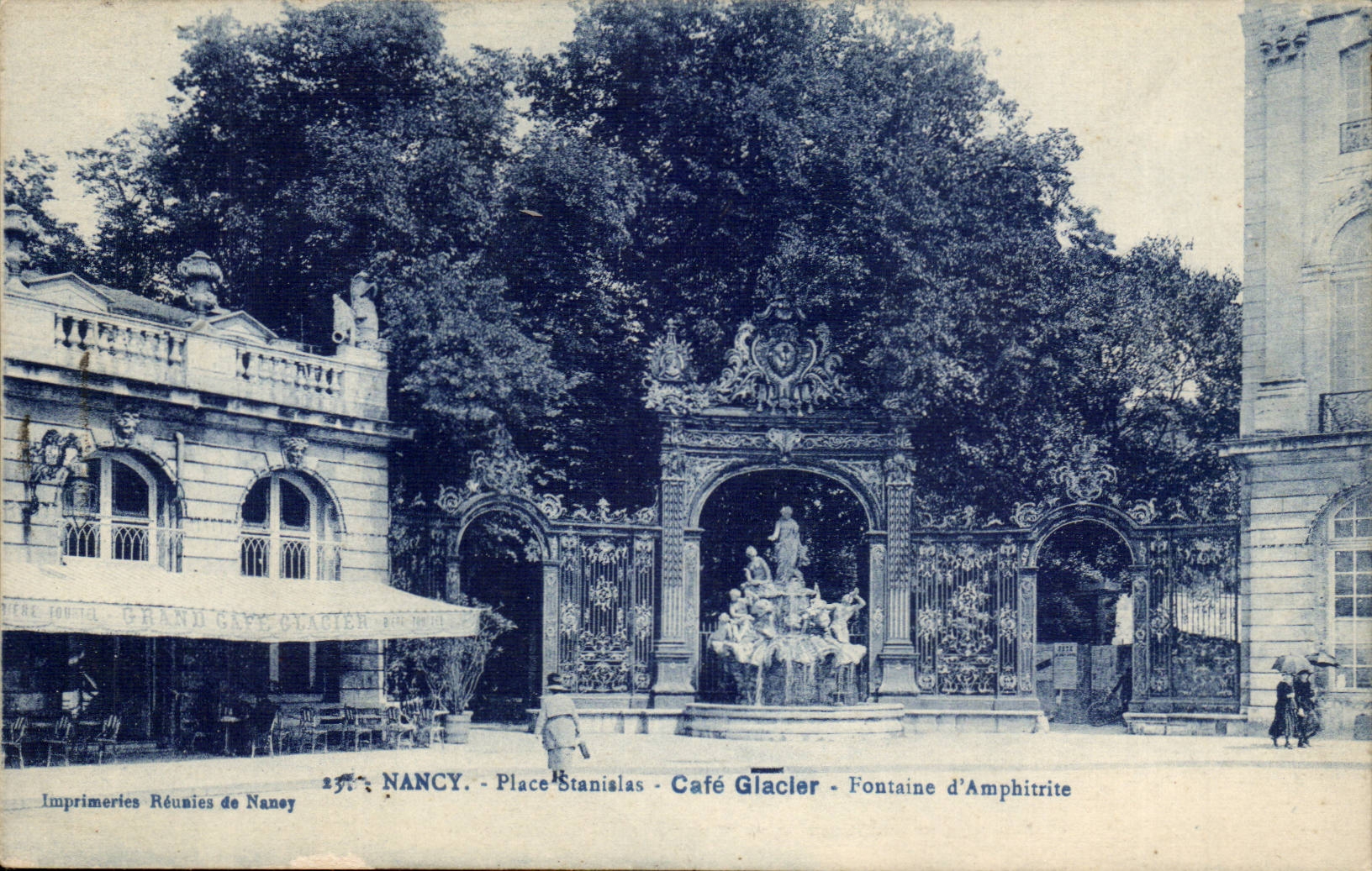 Nancy CPA Place Stanislas Cafe Glacier Fontaine d'Amphitrite