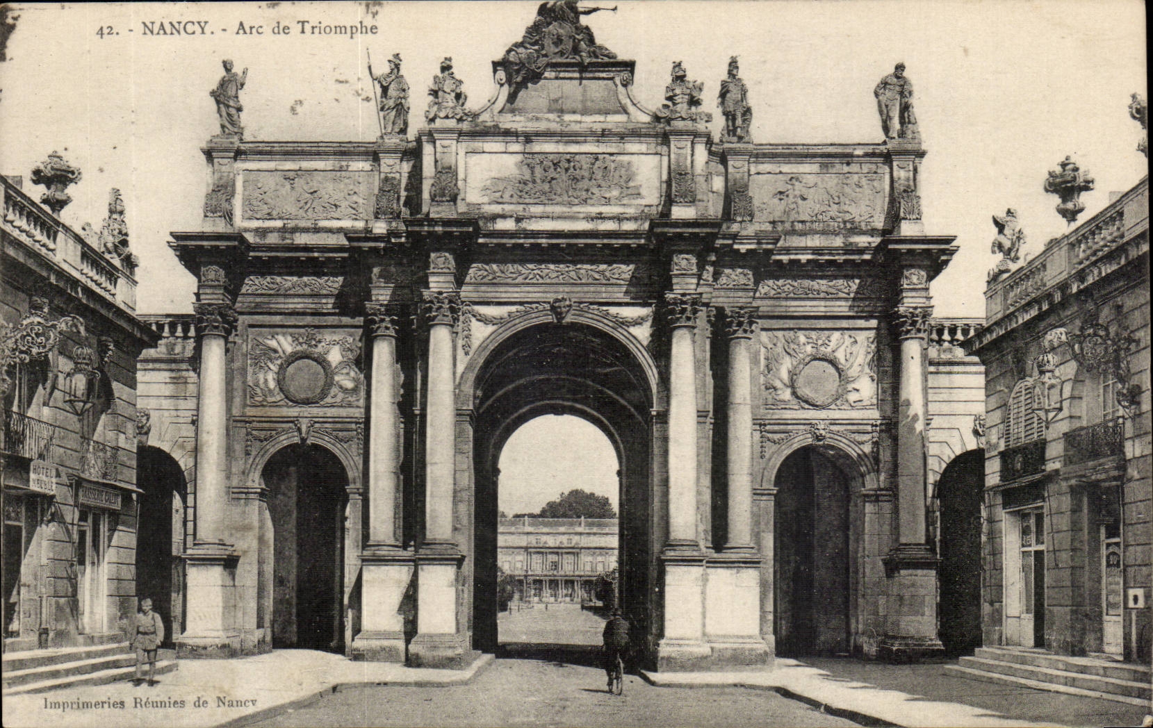 Nancy CPA Arc de triomphe