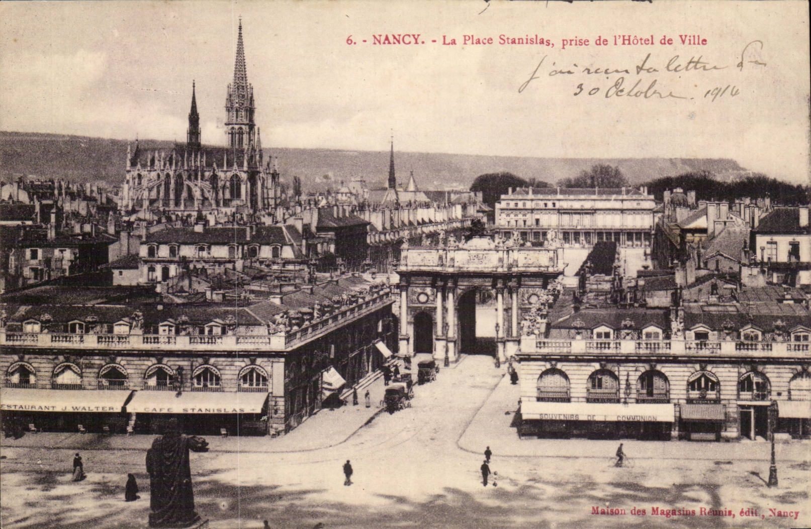 Nancy CPA La place Stanislas prise de l'hotel de ville