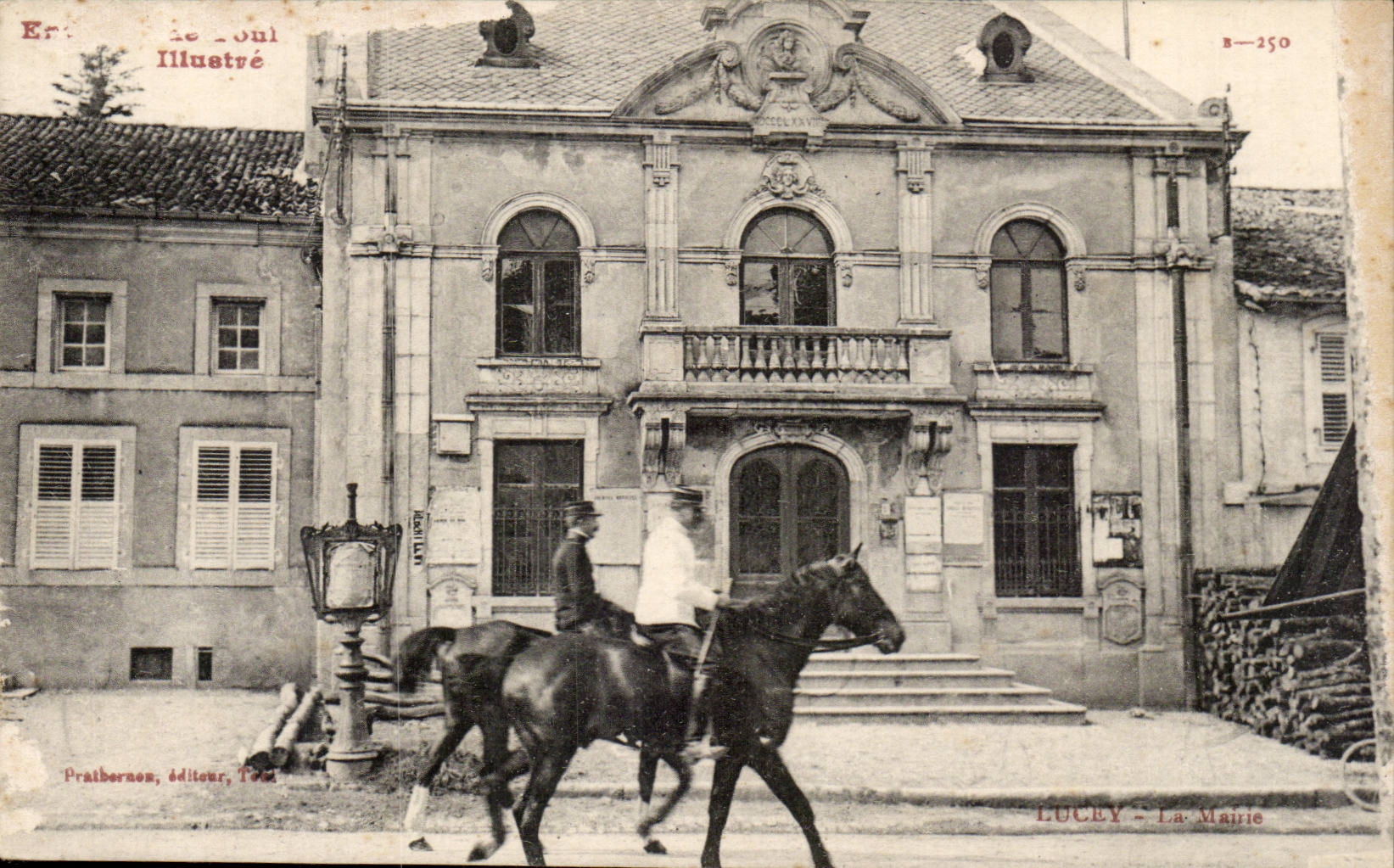 Umlagerungen von Toul CPA Reitenpferde militaria
