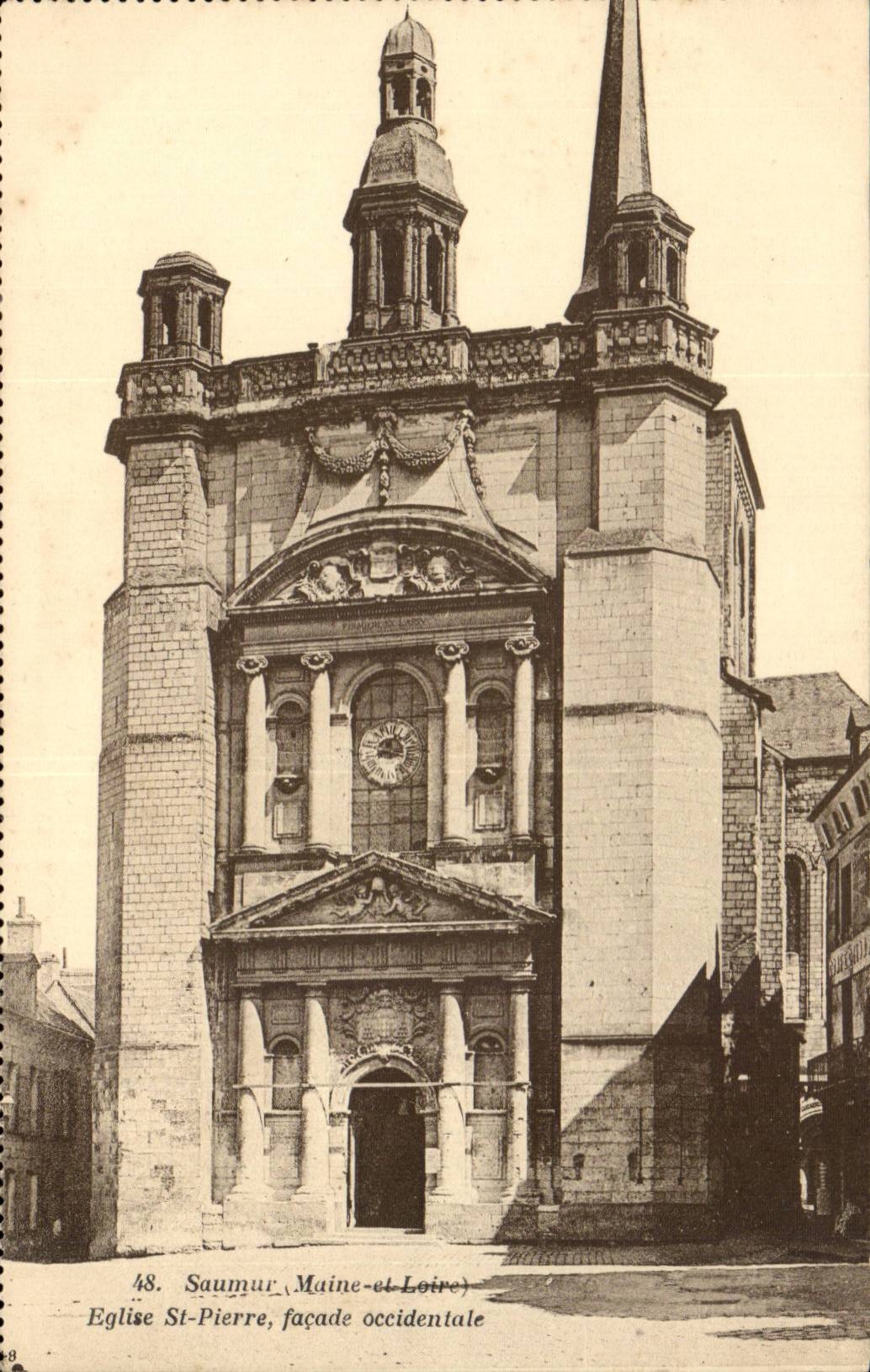 Saumur - Church St Pierre - CPA