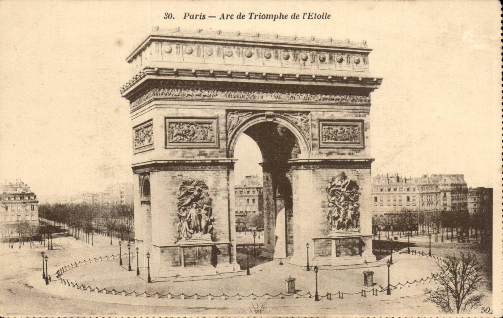 Paris - Arc de Triomphe of Etoile - folds - CPA