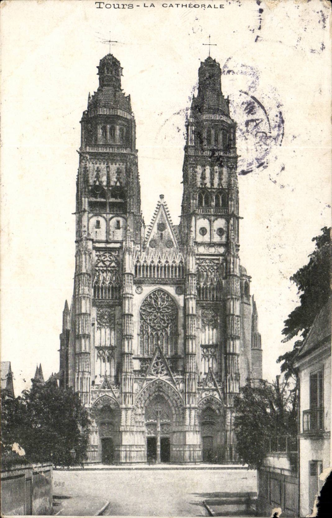 Tours - La Cathedrale - CPA 