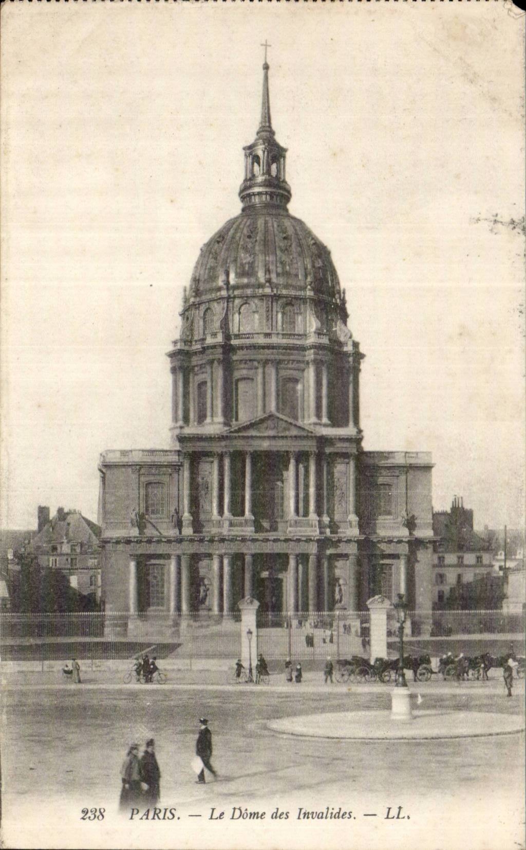 Paris - 7 - the Dome of Invalides - Napoleon - the horse - CPA