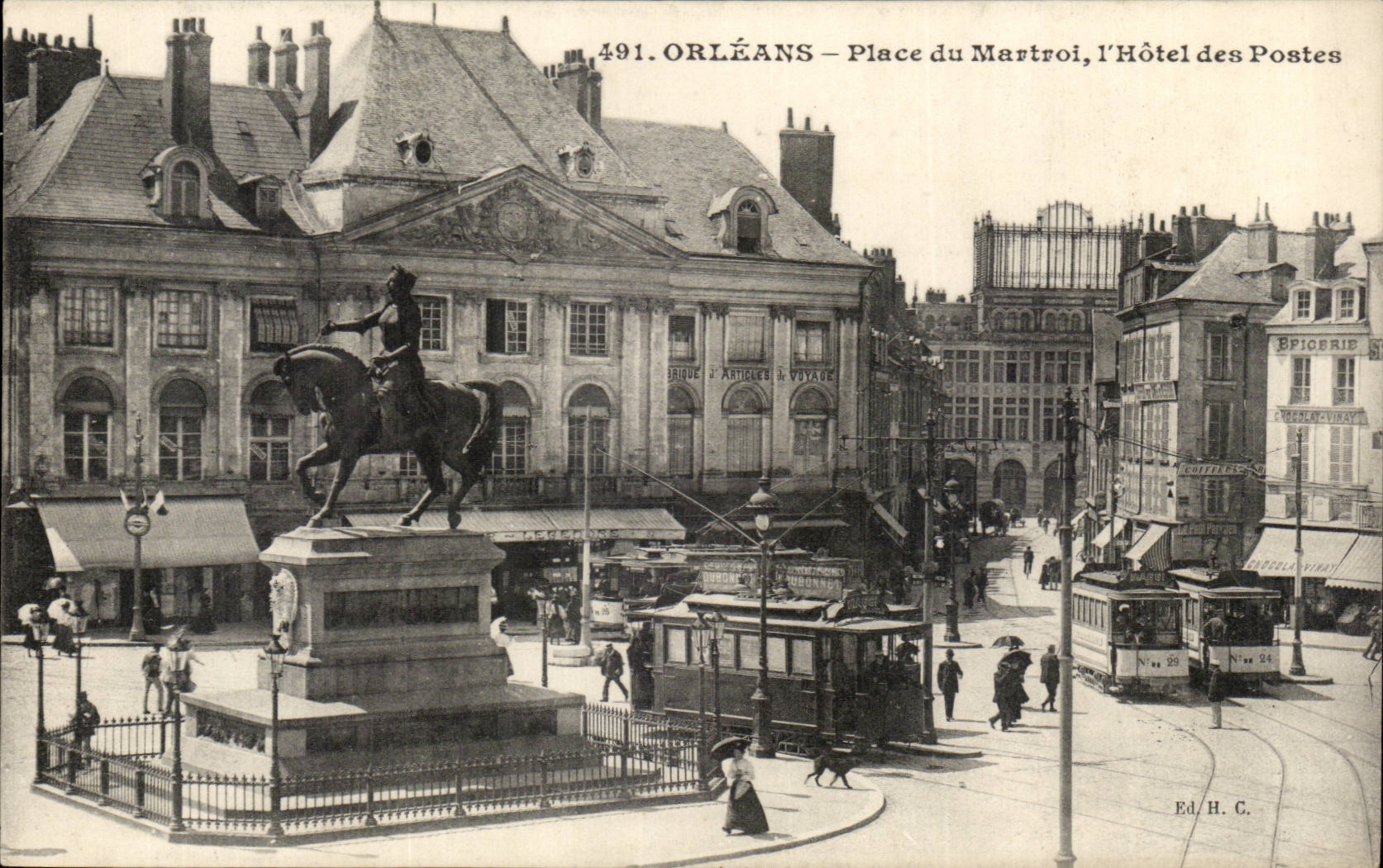 Orleans CPA Places of Martroi Post office building