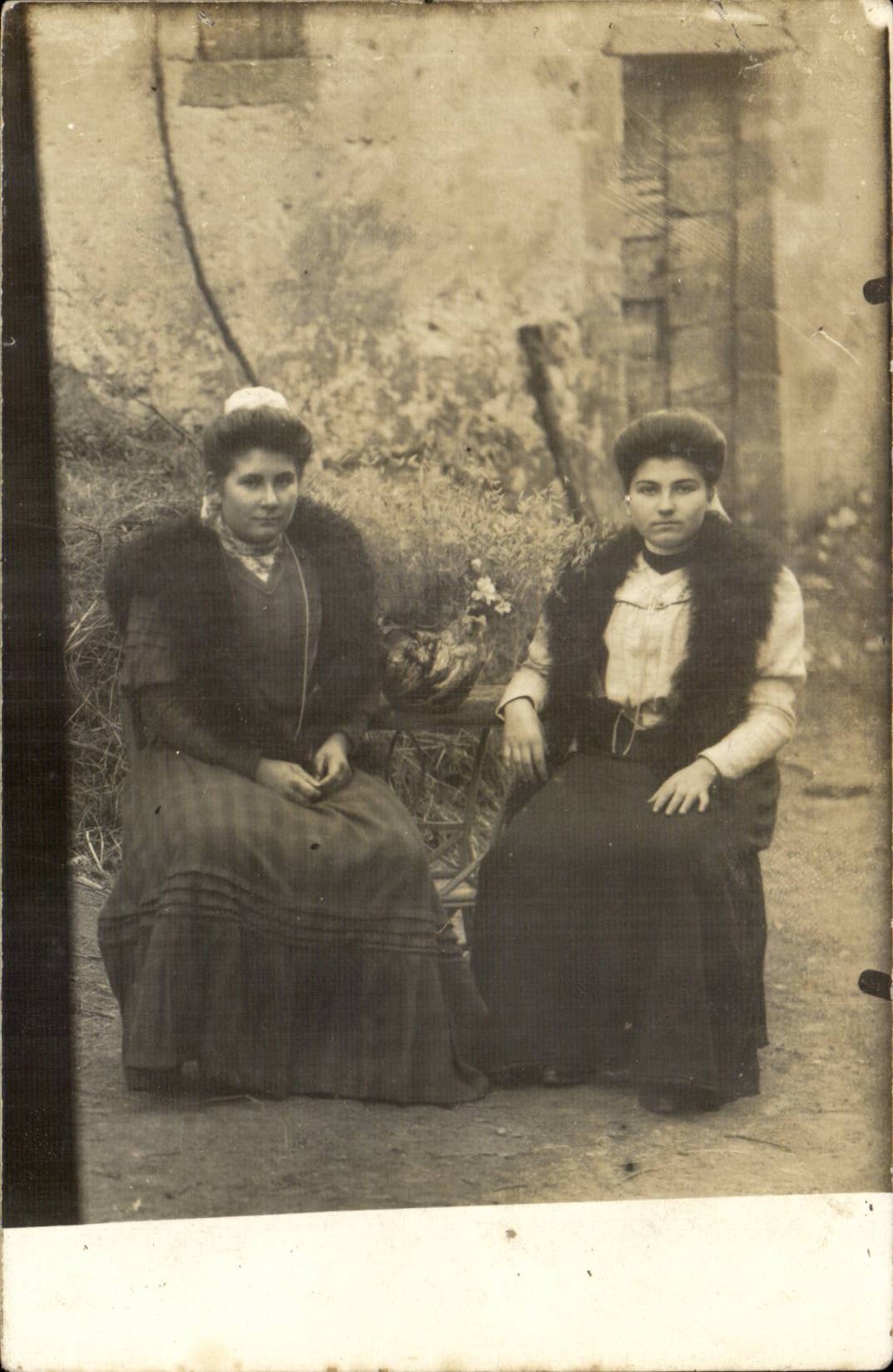 Real photo Women (costume folklore)