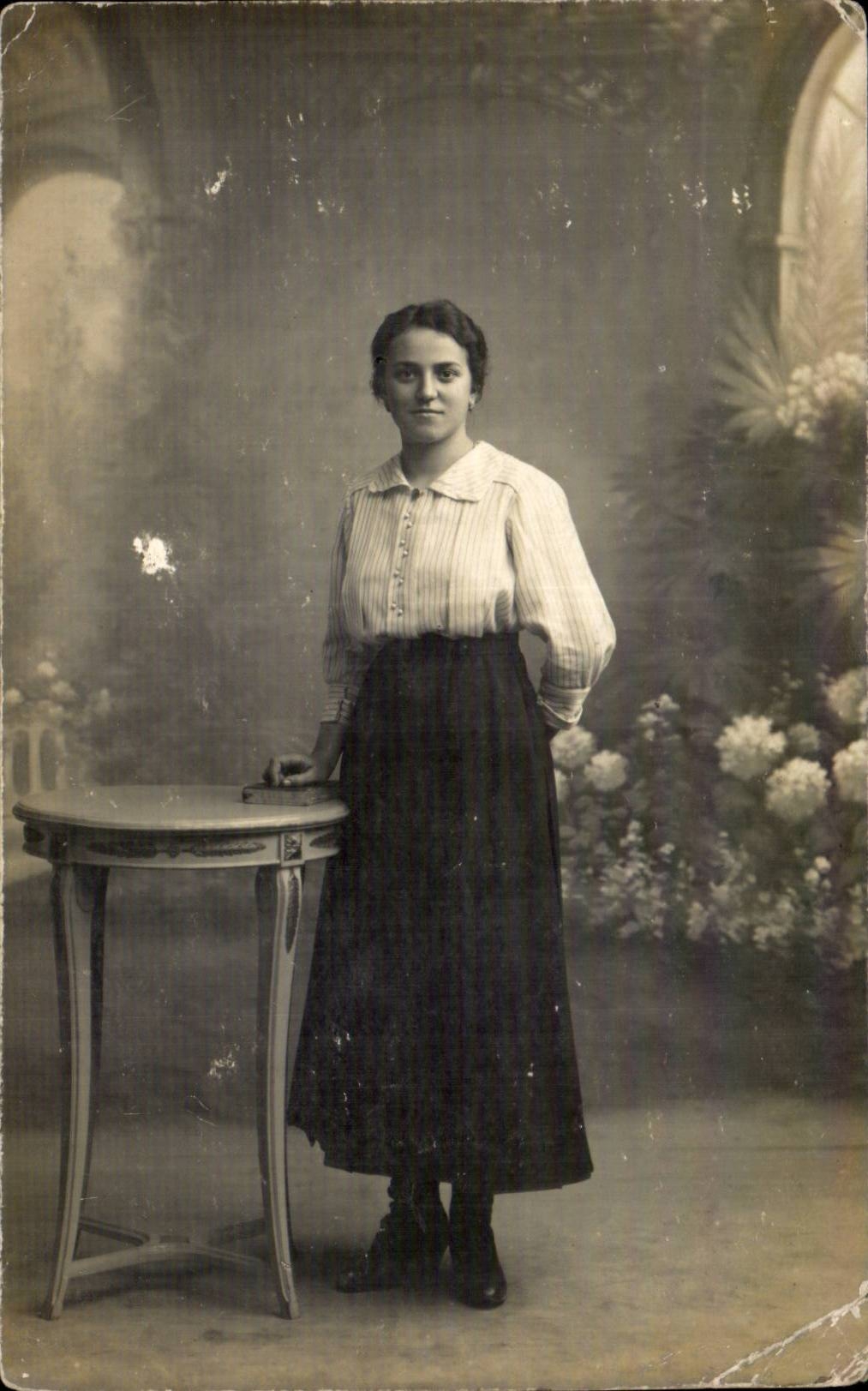 Real photo Woman Pauline (folklore costume)