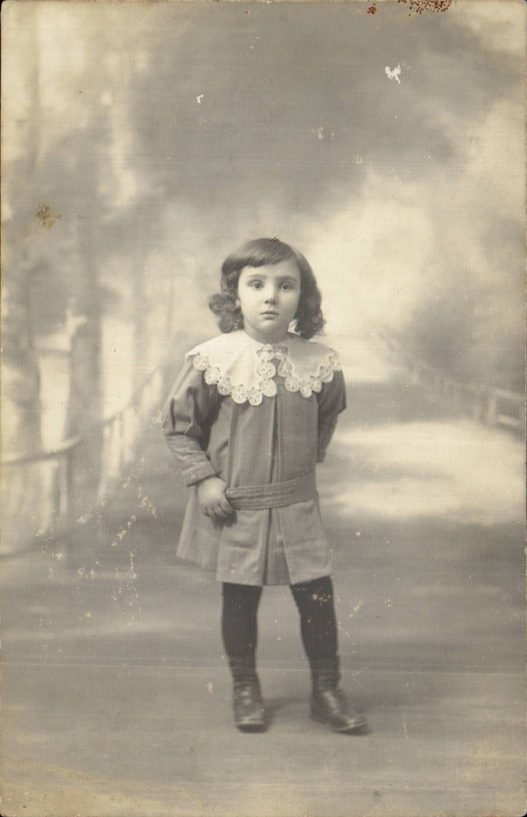 Wirkliches Foto Kind