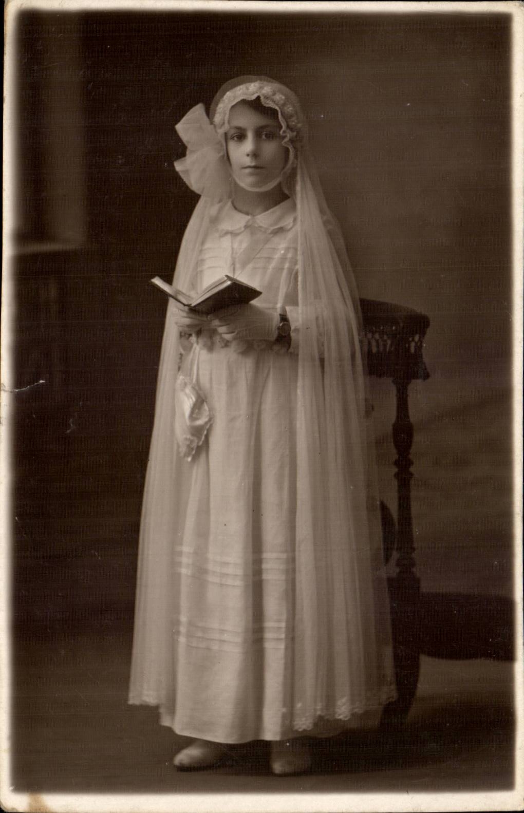 Real photo Souvenir of a girl friend Lucette Laffon Yvonne Delbay Toulouse