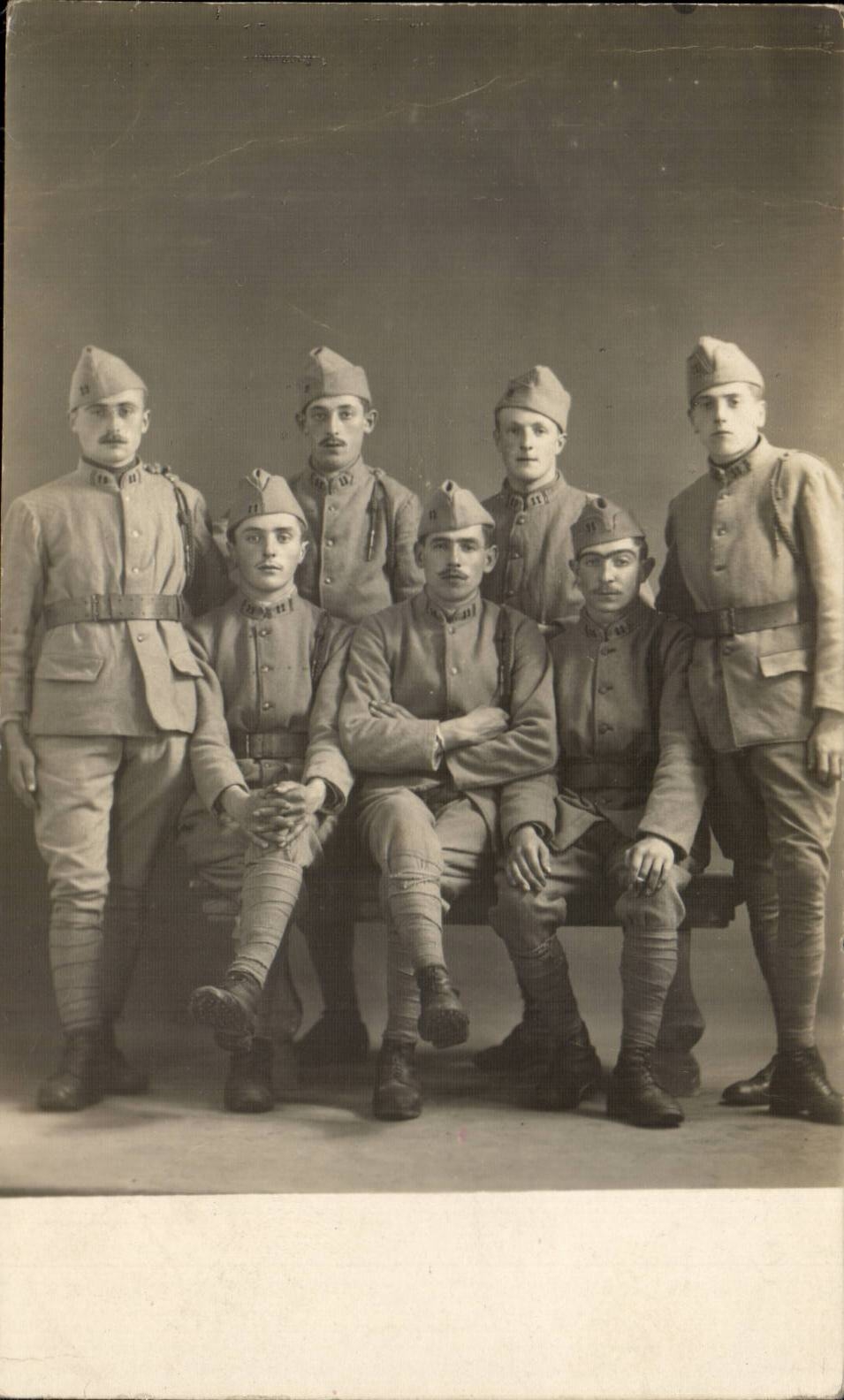 Real photo Militaria soldiers