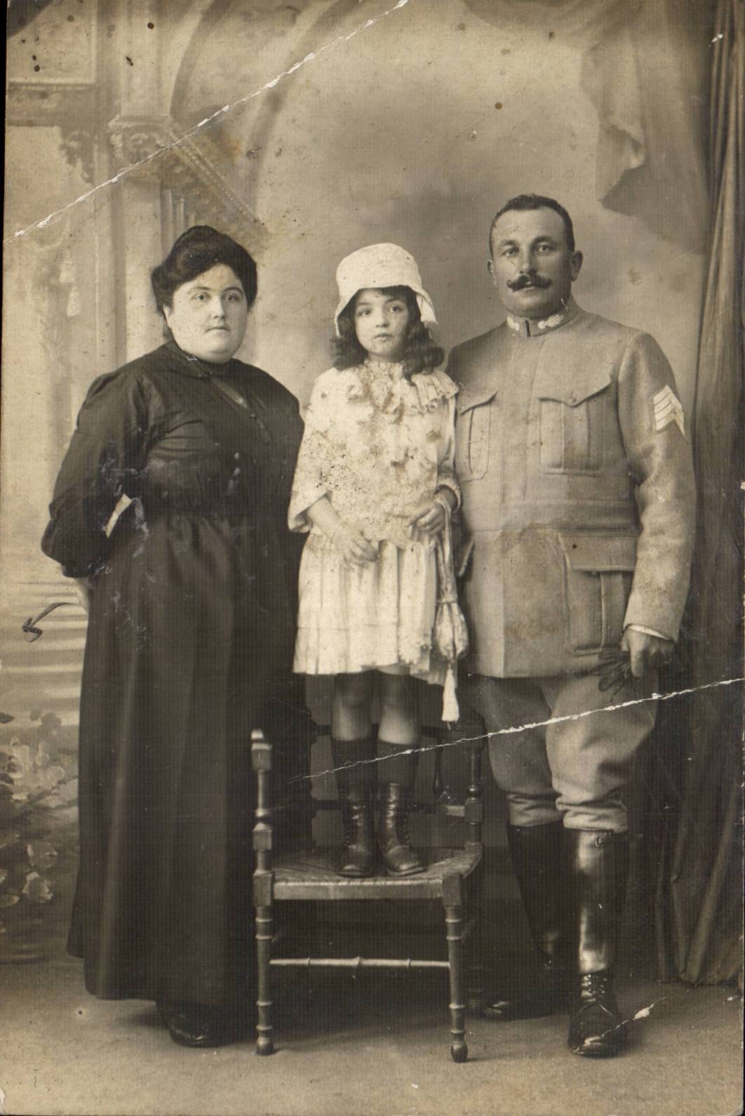 CARTE PHOTO couple et enfant