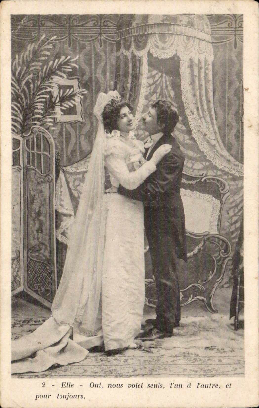 Fantaisie - Couple - Premier Jour Du Bonheur - Mariage - wedding - nous voici seuls l'un a l'autre - CPA 