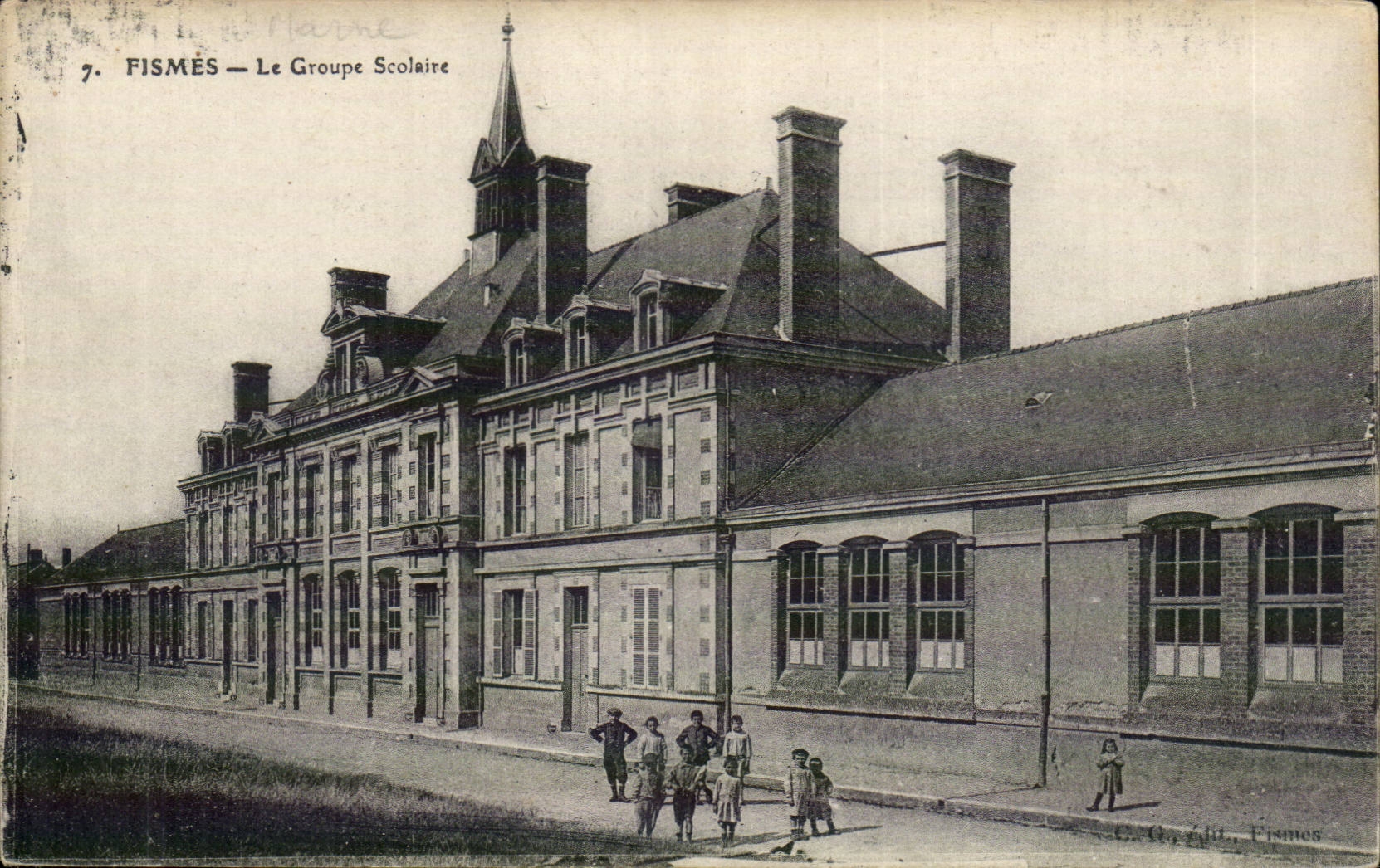 Fismes CPA the school complex