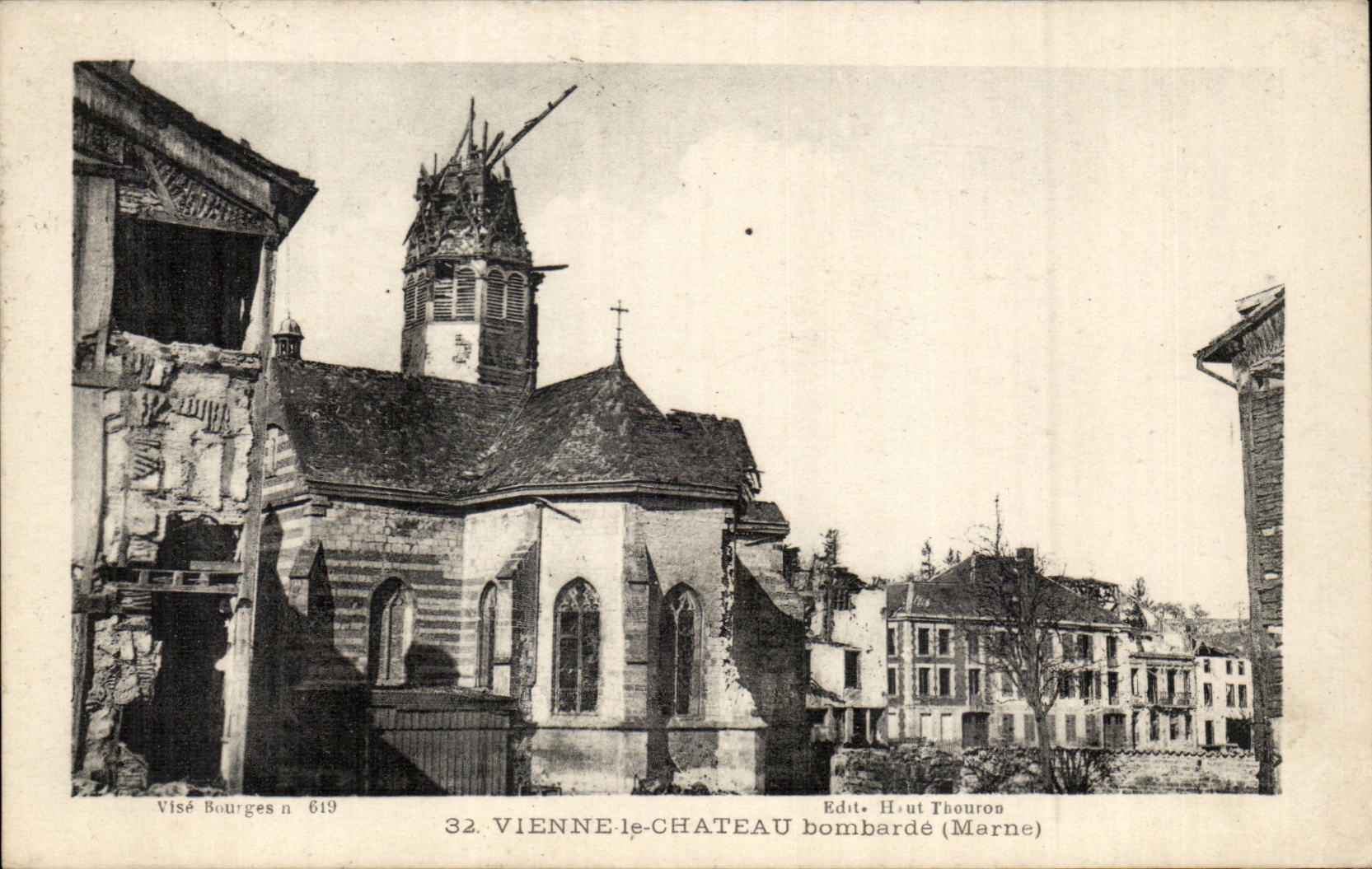 Vienna castle CPA Bombards