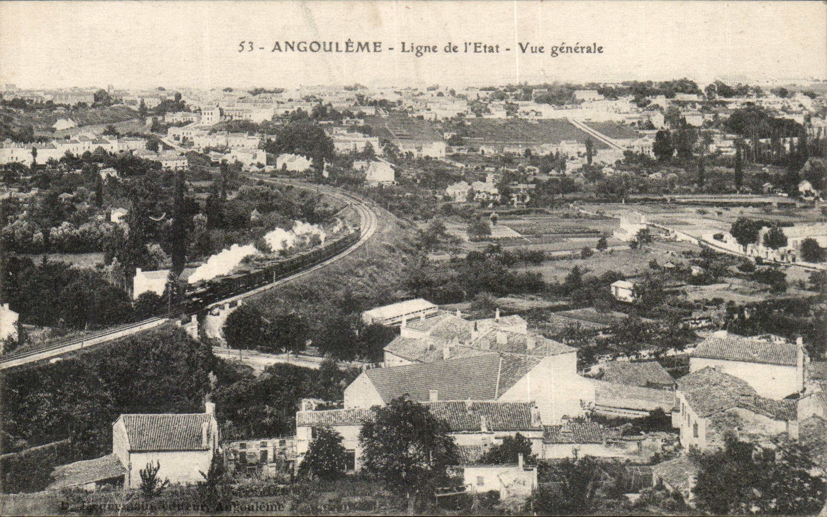 Angouleme CPA Ligne de l'etat Vue generale (train)