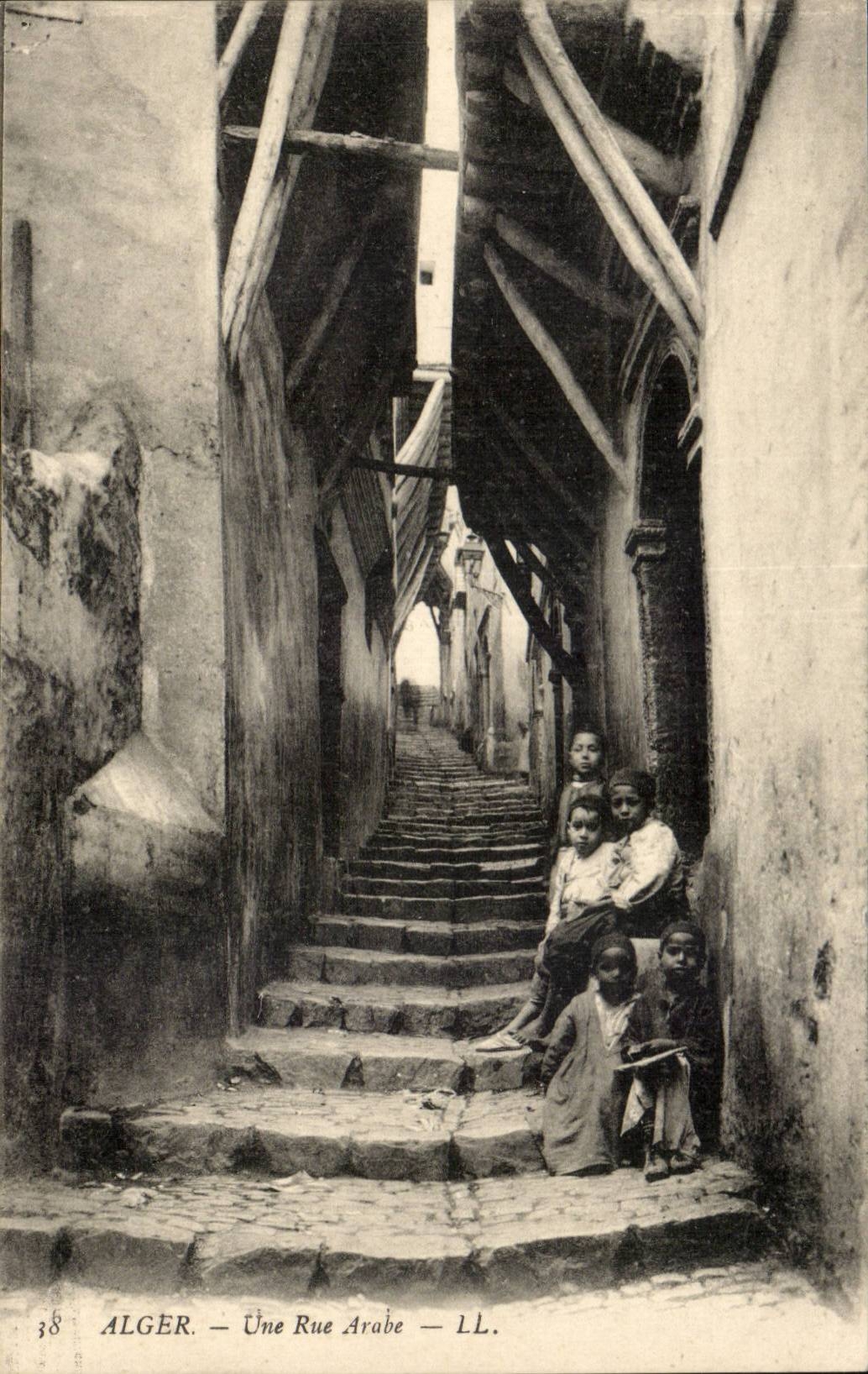 Algerien CPA Algiers eine arabische Strasse (Kinder)