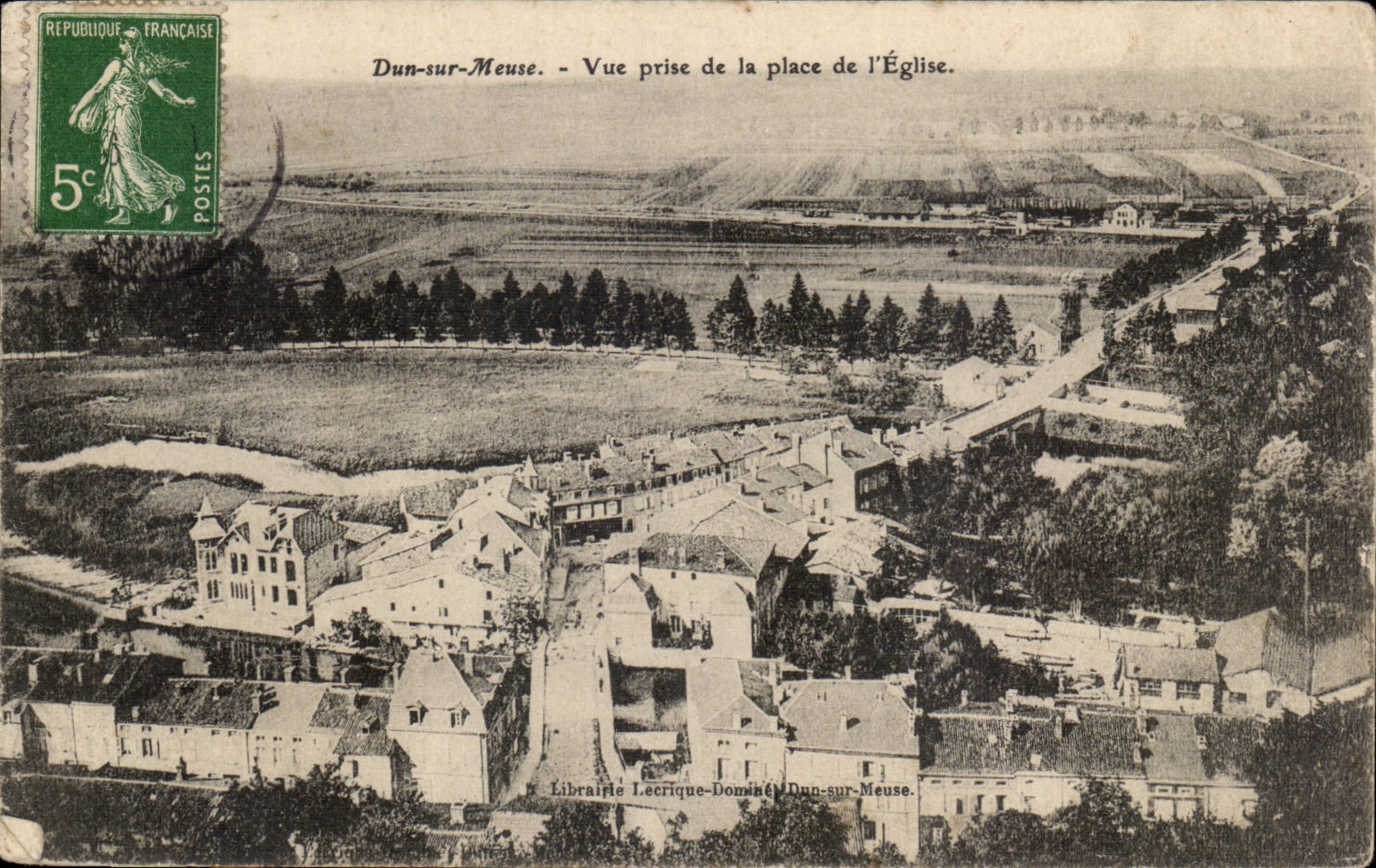 Dun on Meuse - Seen from of the place of the church - CPA