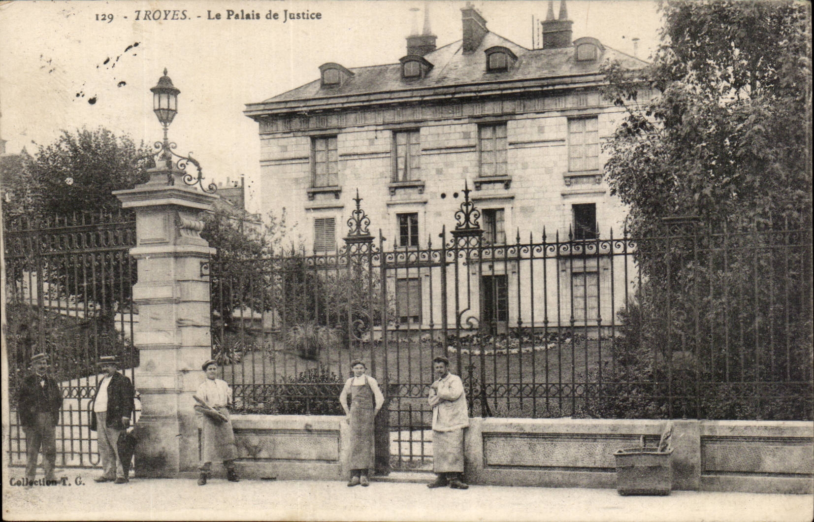 Troyes CPA Law courts