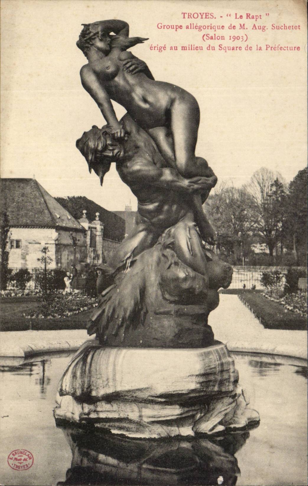 Troyes CPA the abduction by Suchetet public garden of the Prefecture