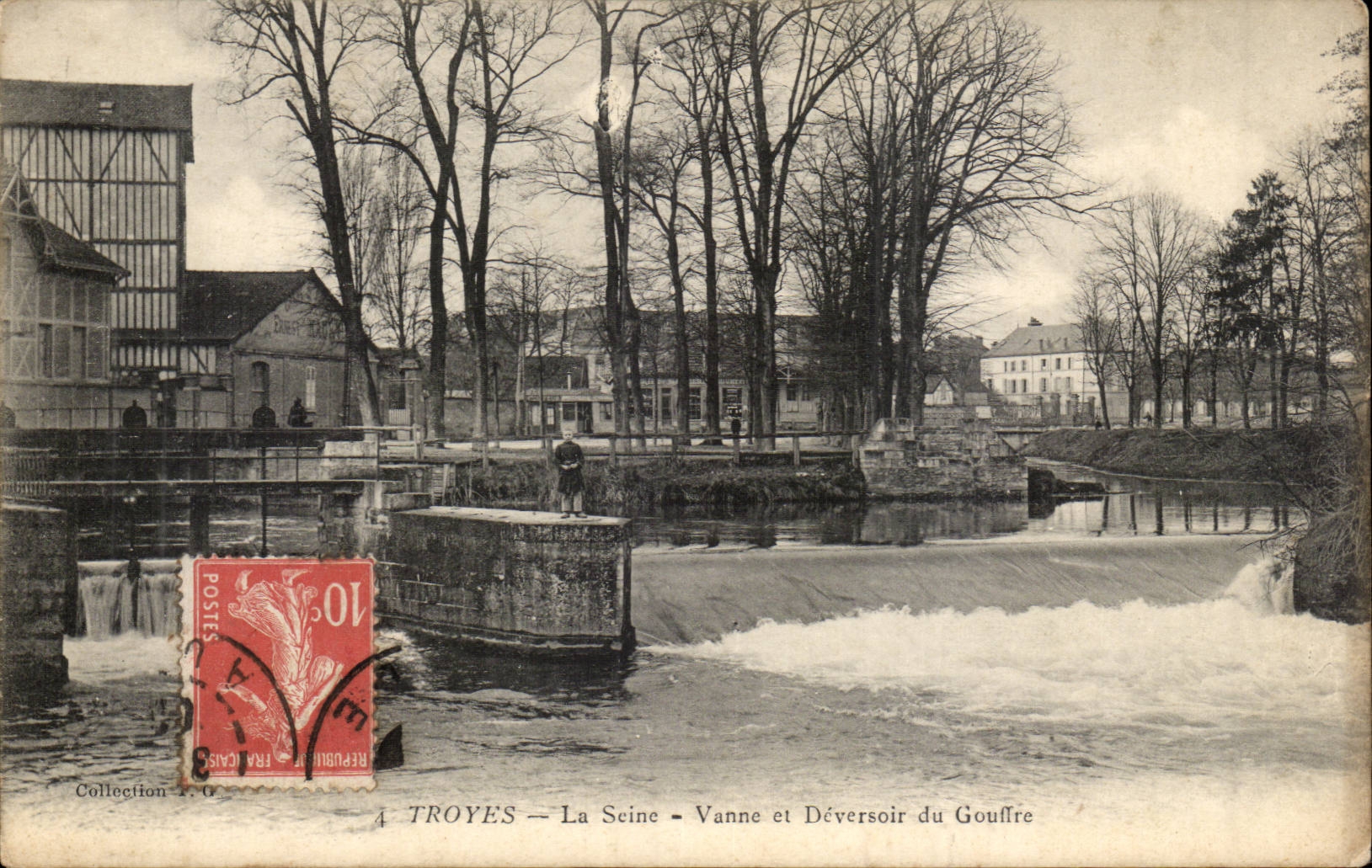 TRoyes CPA the Seine Winnows and outfall of the pit