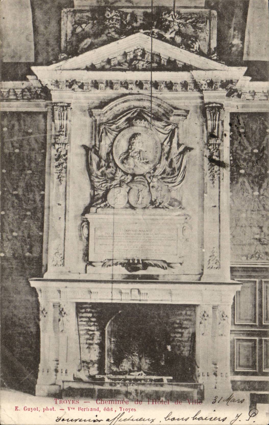 TRoyes CPA Chimney of the town hall